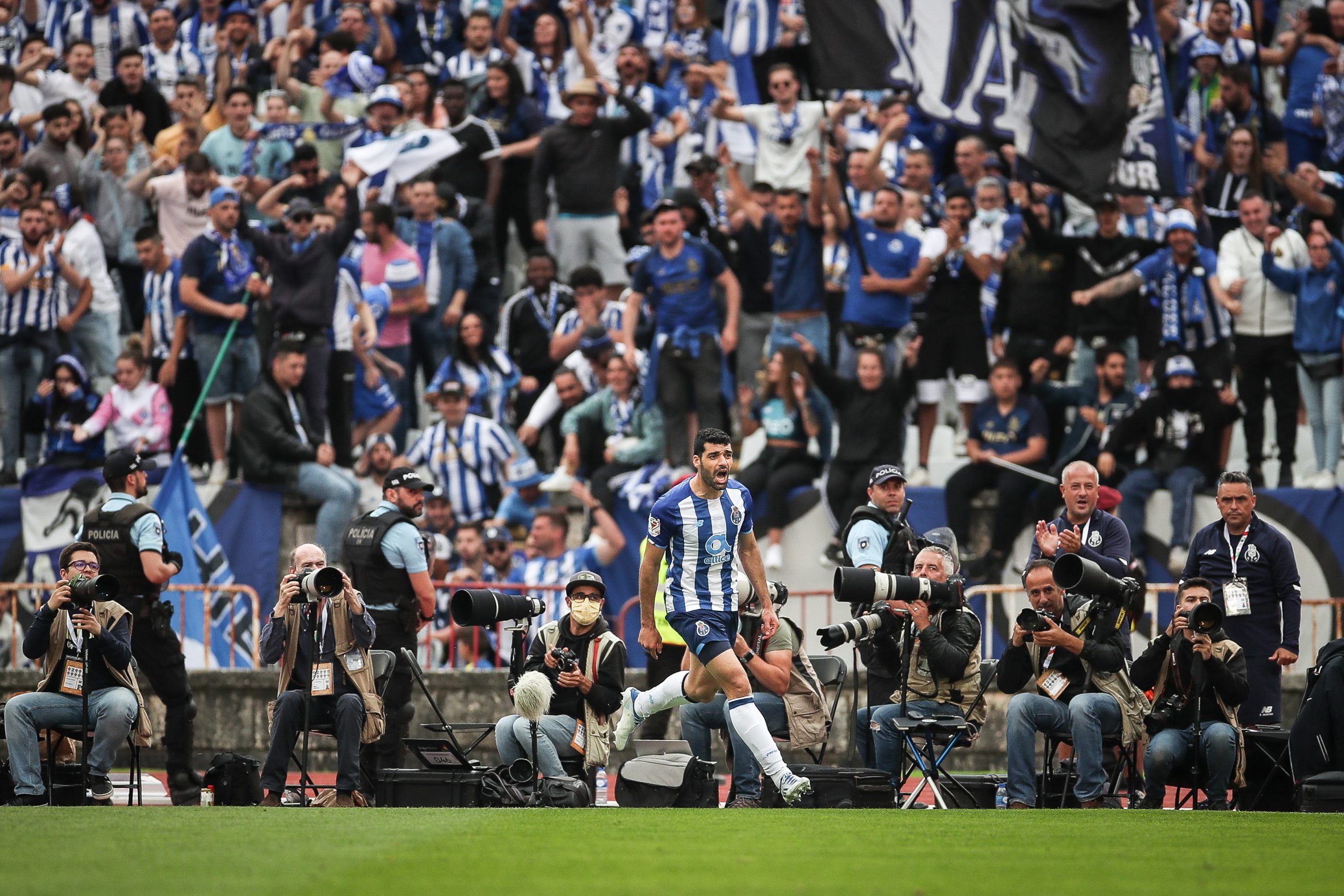 FC Porto bate Tondela por 3-1 e consegue nona ‘dobradinha’. É a 18ª Taça de Portugal dos Dragões