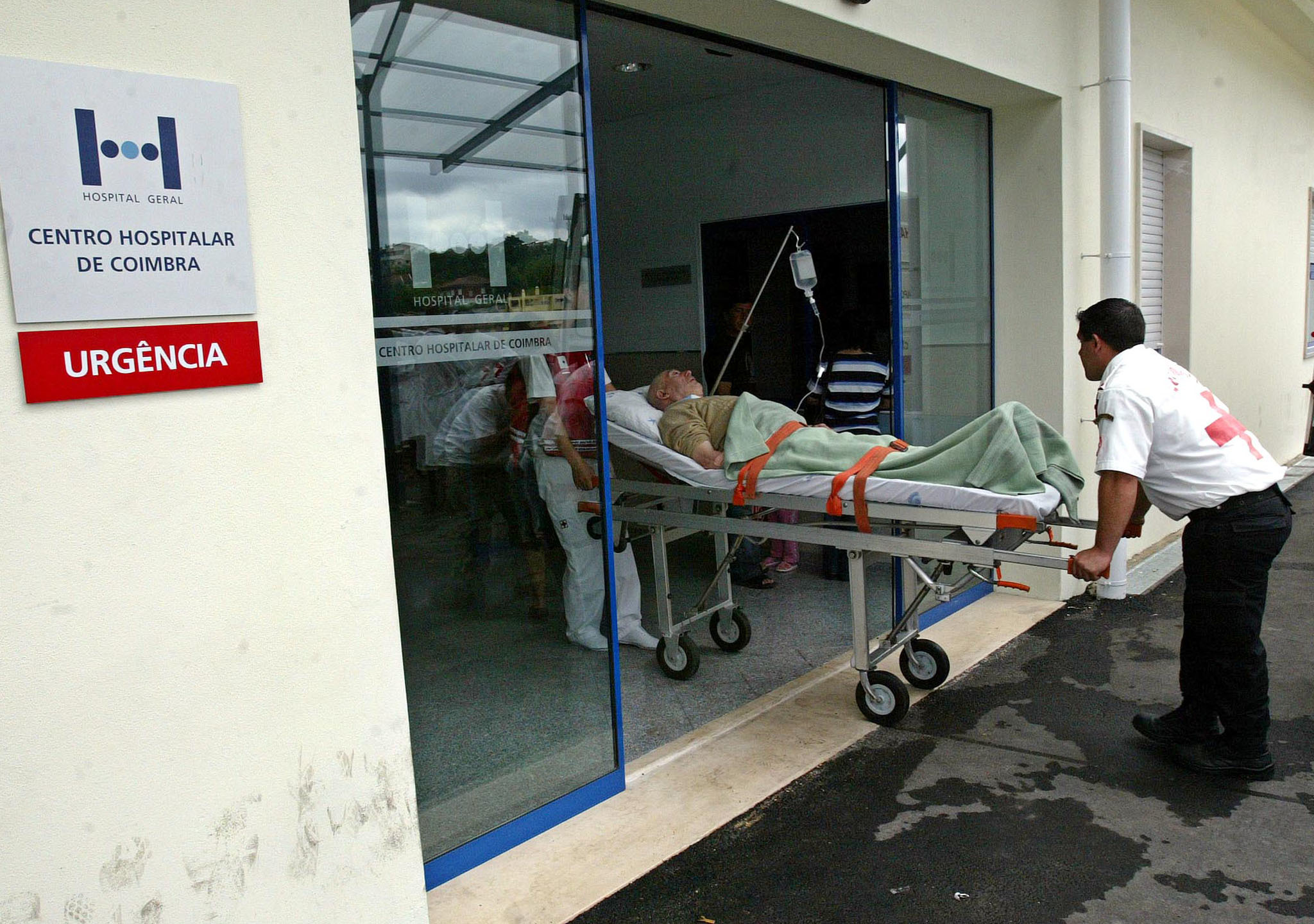 Emergência na Saúde: Governo vai criar centros de atendimento clínico para libertar urgências