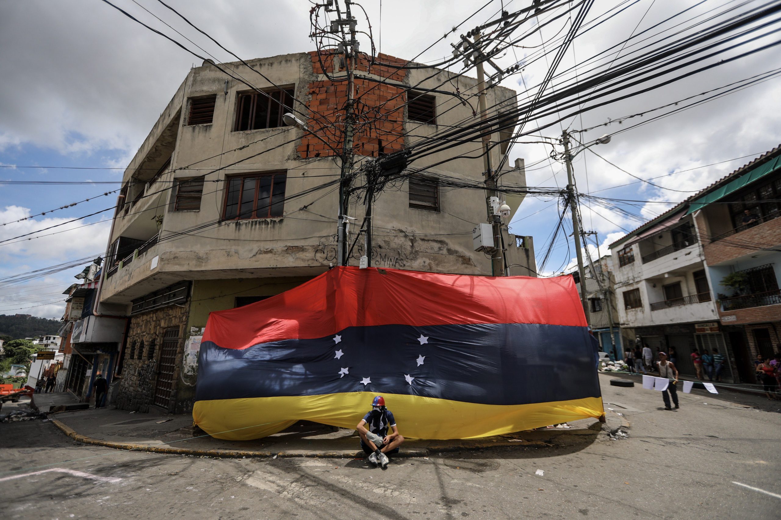 Venezuela: Governo português apela a jornalistas para “conhecerem e respeitarem” regras de entrada nos outros países