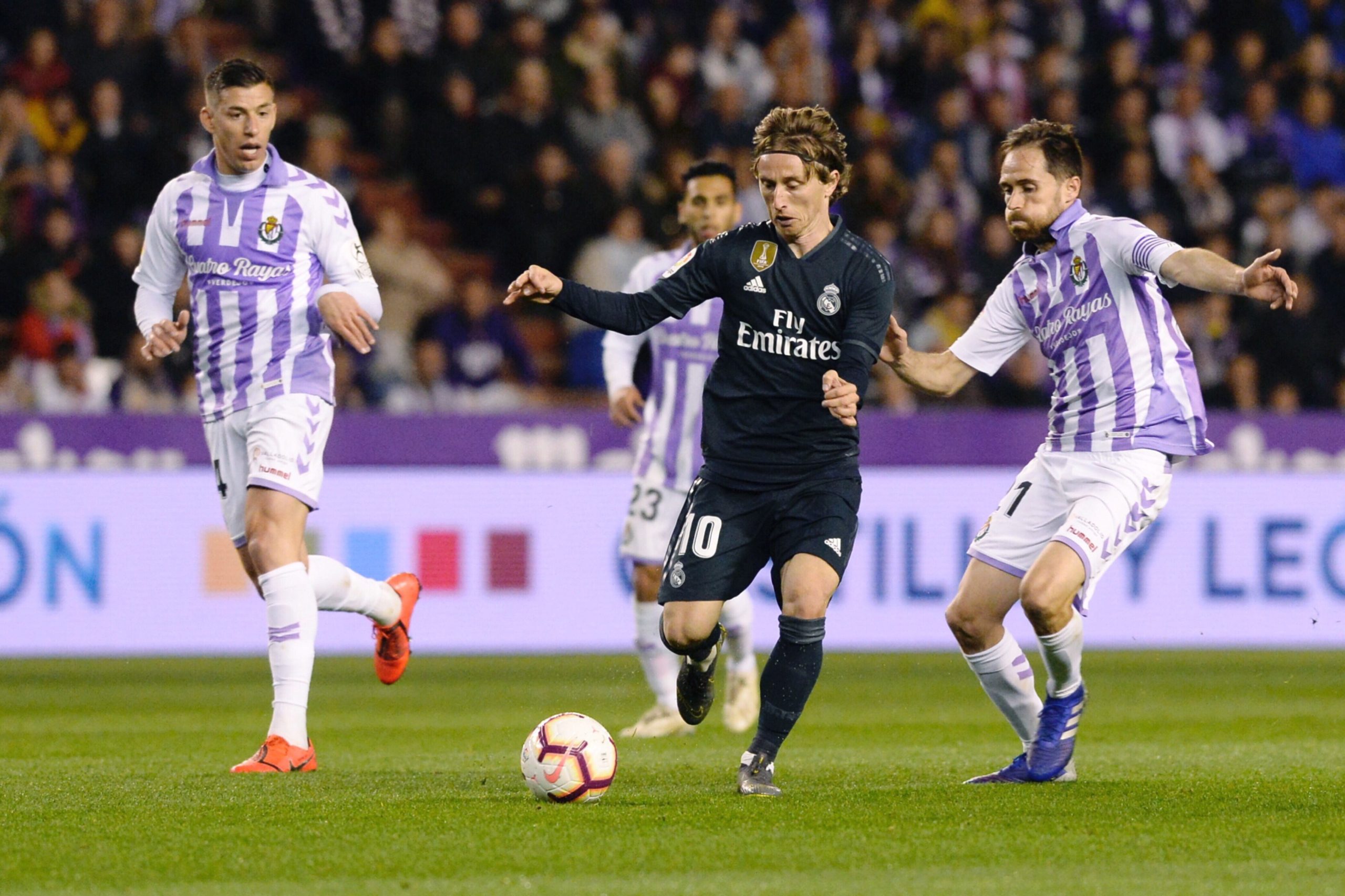 Real Madrid entra a perder mas consegue reviravolta em casa do Valladolid