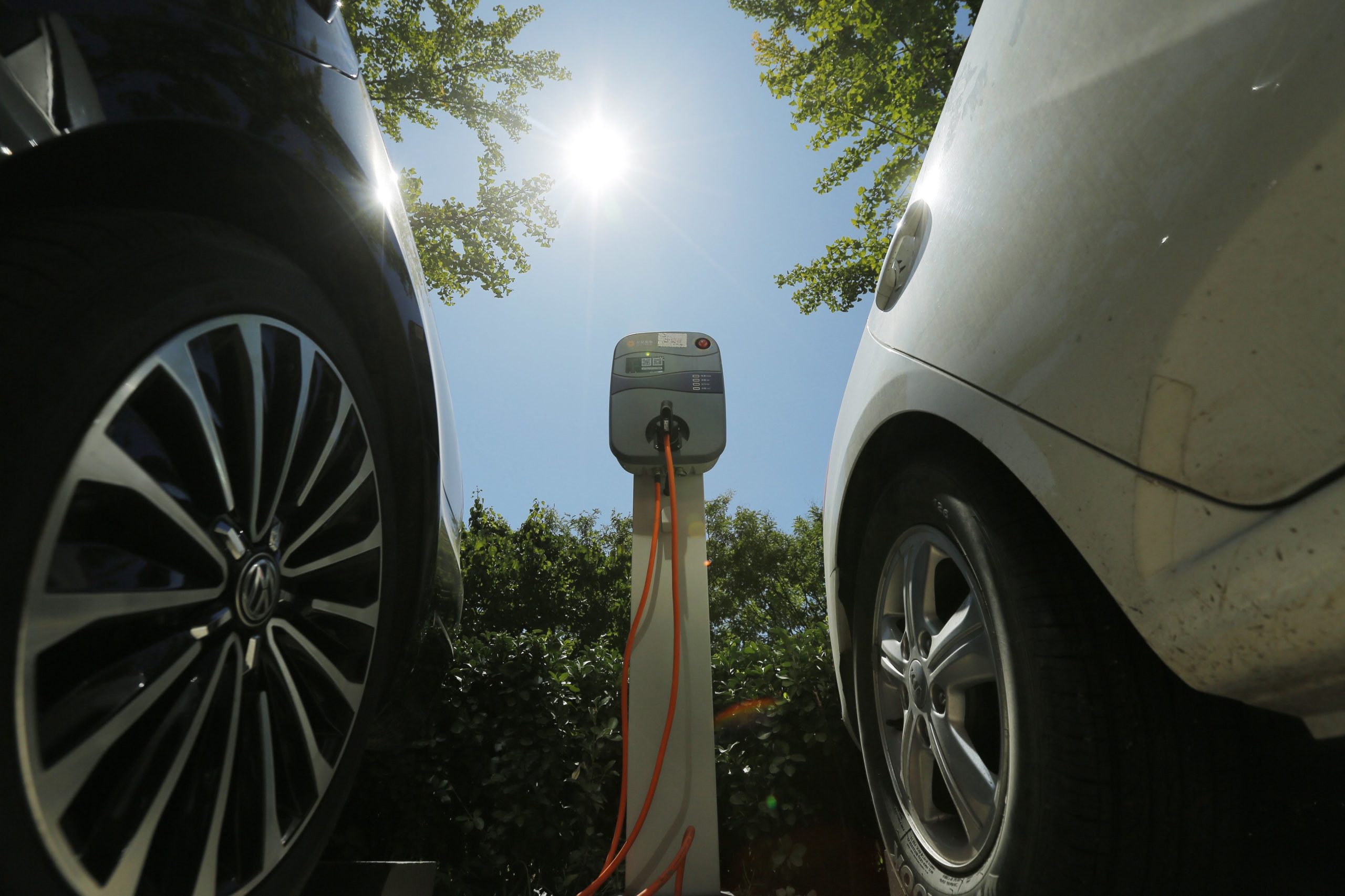 Zero quer que a partir de 2035 todos os novos carros vendidos em Portugal sejam 100% elétricos