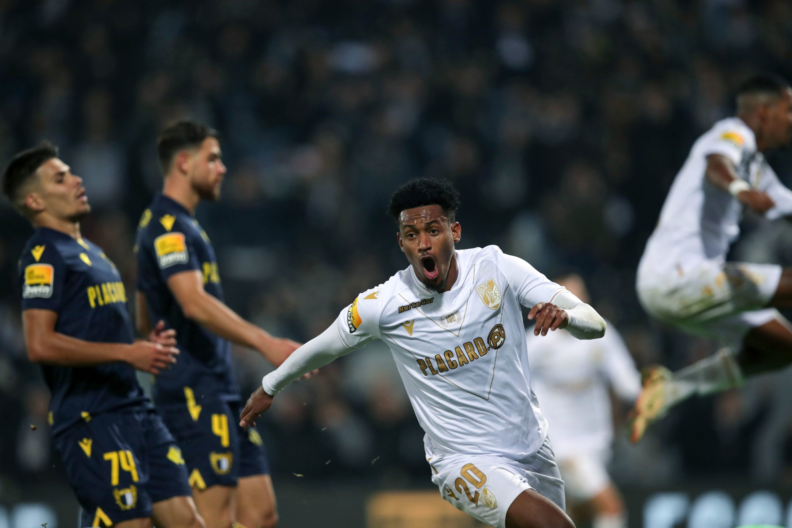 Vitória de Guimarães bate Famalicão e vai em três triunfos seguidos na I Liga