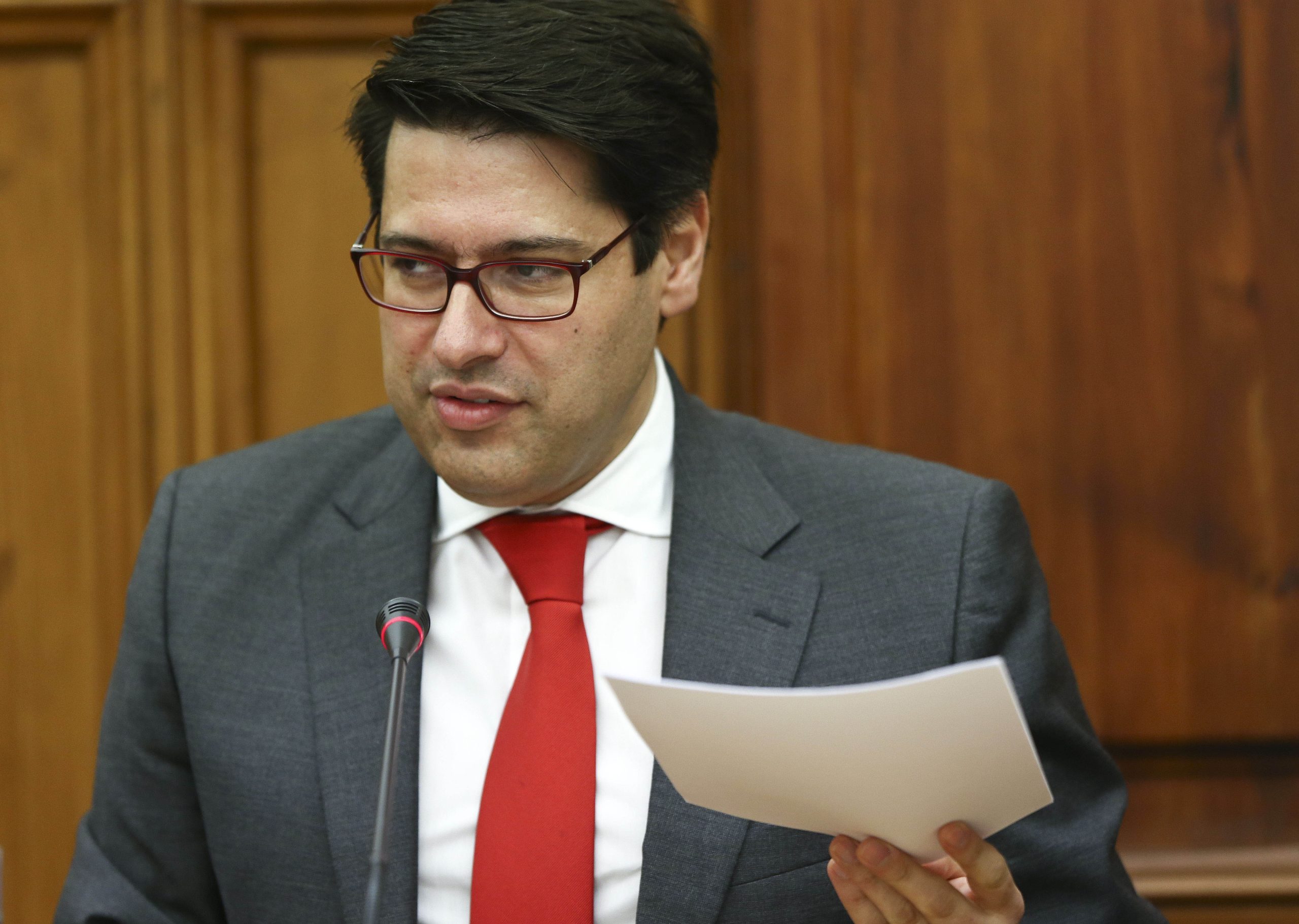 Governo acredita que aumento dos juros da dívida portuguesa é um “movimento temporário”