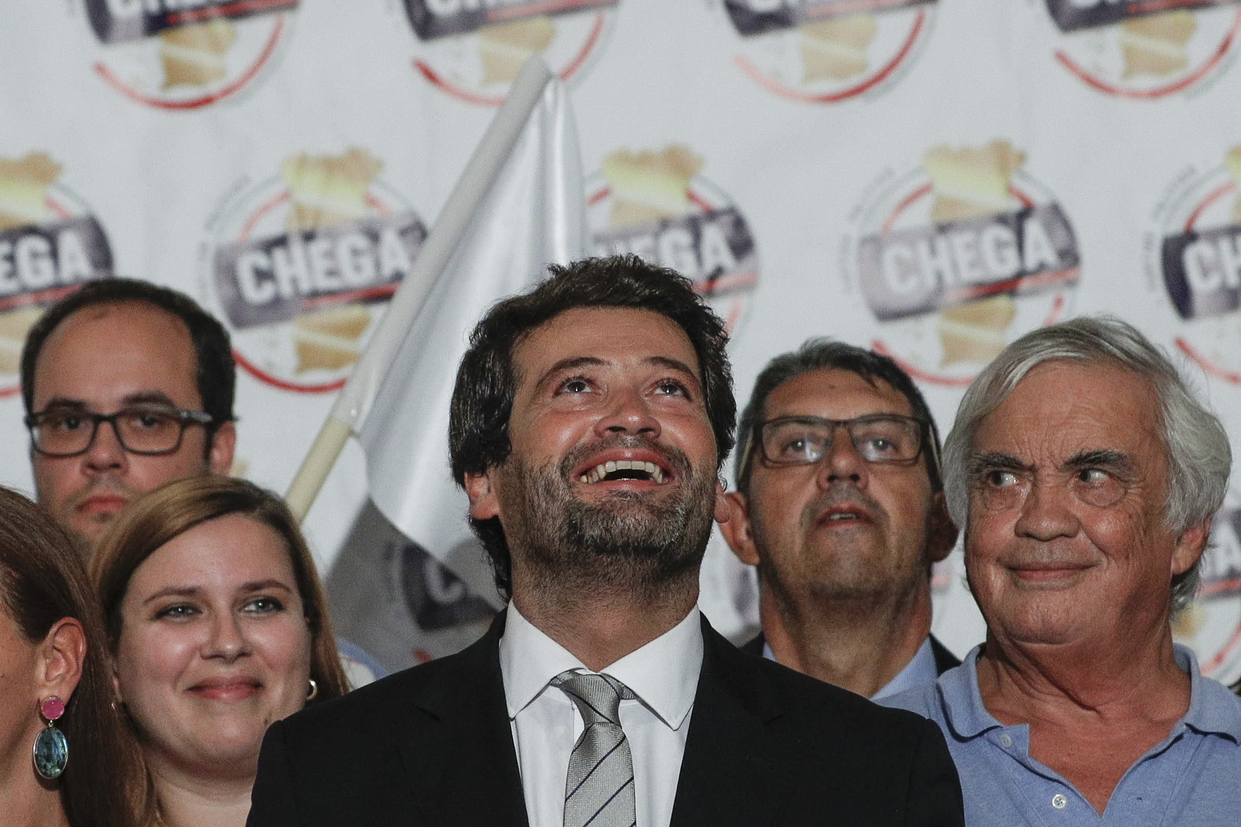 Chega, de André Ventura, melhor onde há menos poder de compra, serviços de saúde e crime