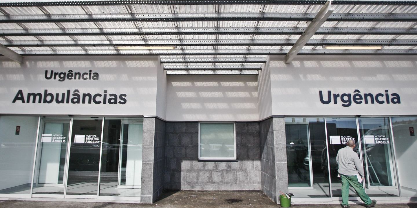 Governo anuncia revisão da carreira de administradores hospitalares