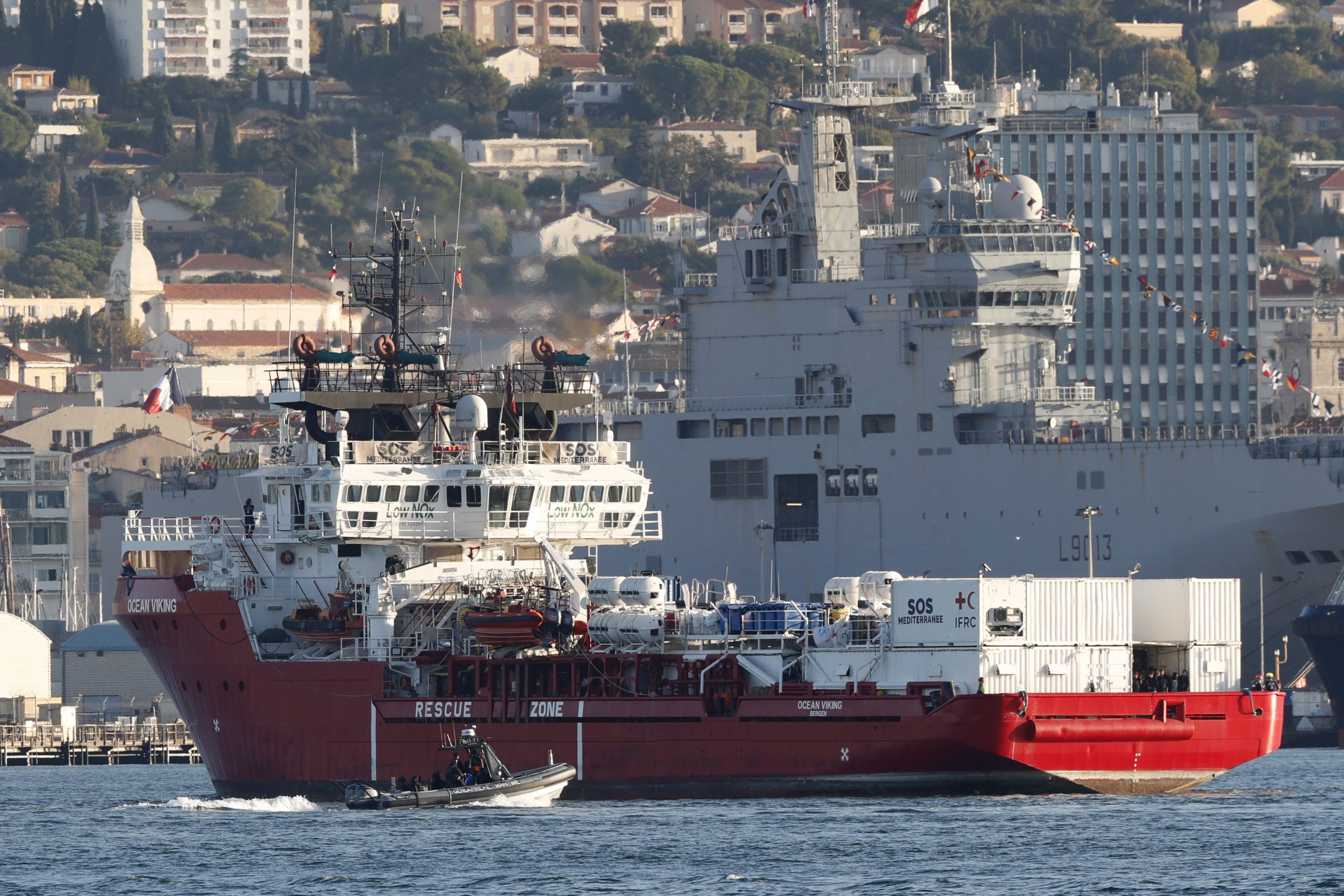 França diz que fugiu metade dos menores do Ocean Viking acolhidos