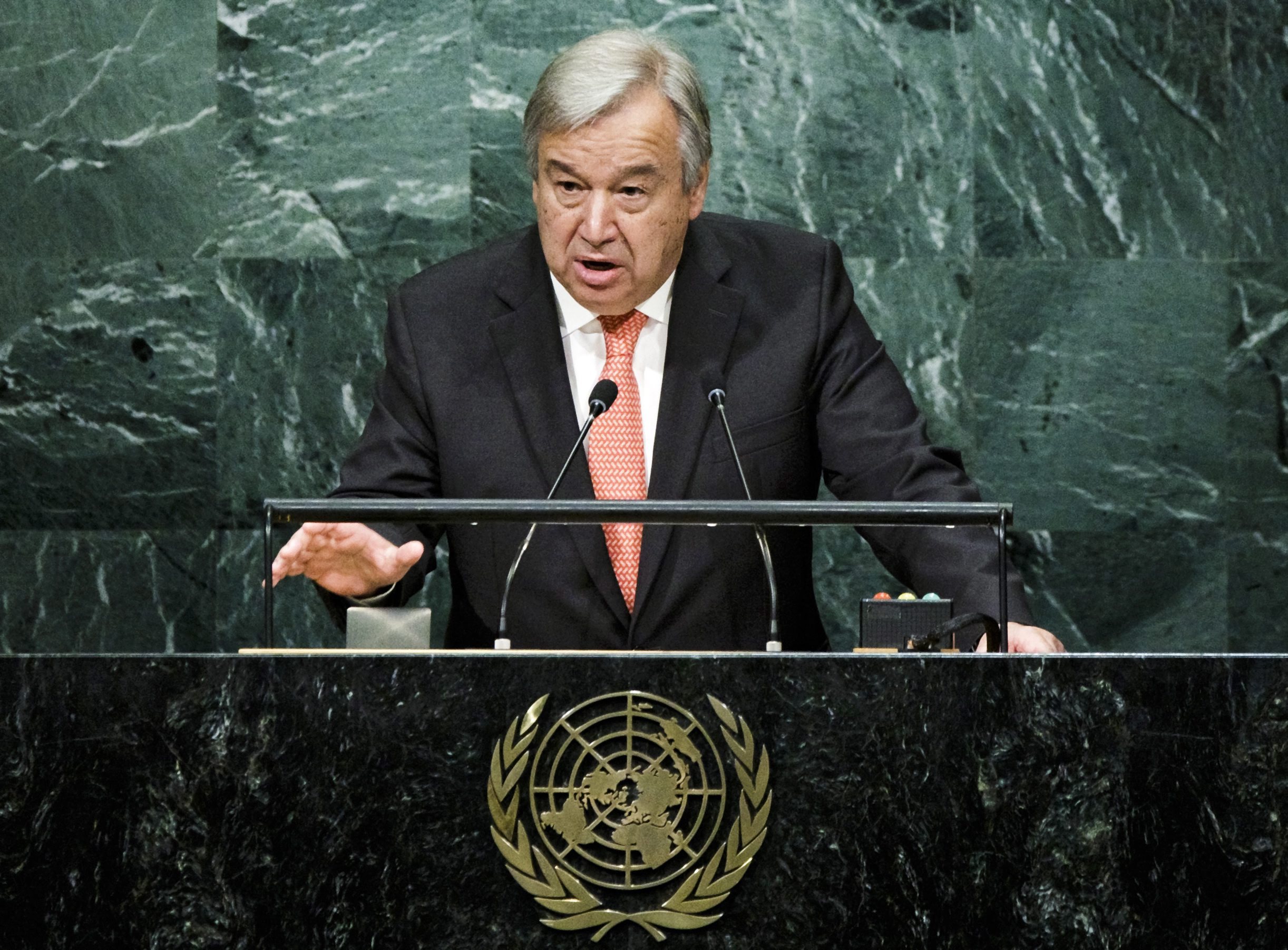Guterres recebe Honoris Causa em Madrid