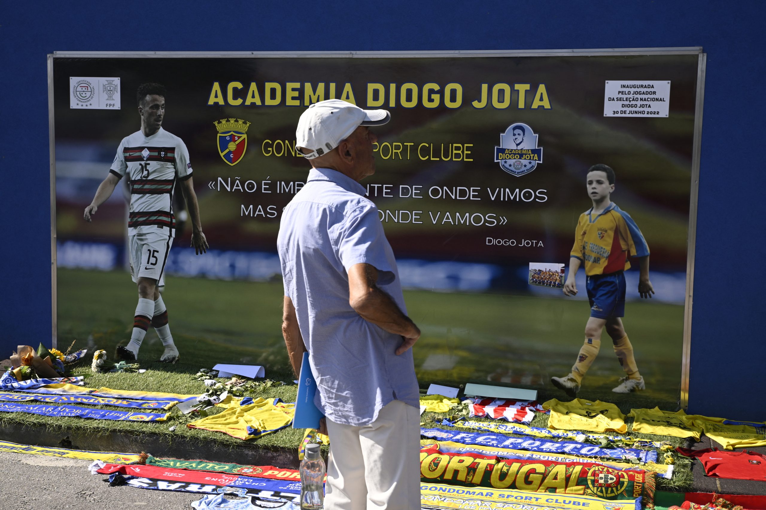 Diogo Jota homenageado em Portugal e no Reino Unido. Veja as imagens
