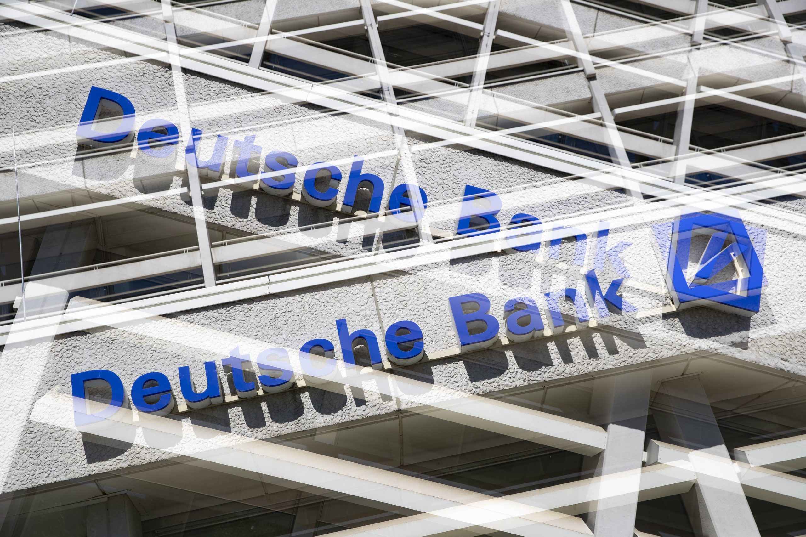 Deutsche Bank perde 120 milhões de euros no primeiro semestre