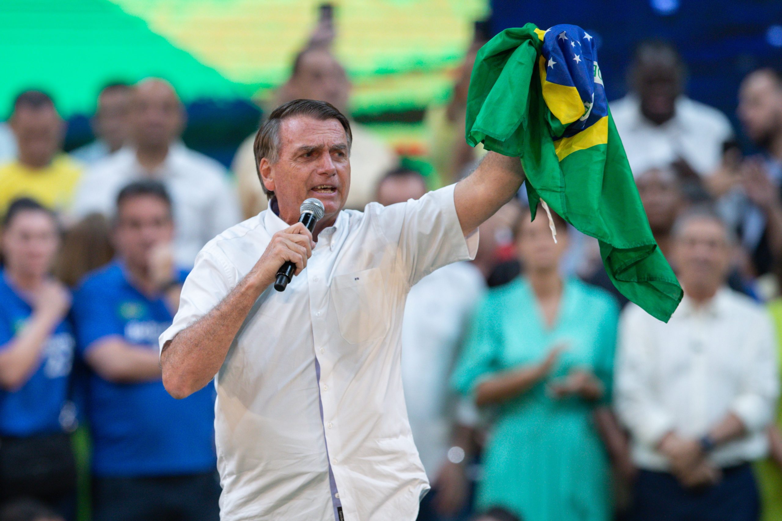 Presidenciais brasileiras: Debates sem Lula e Bolsonaro são cancelados