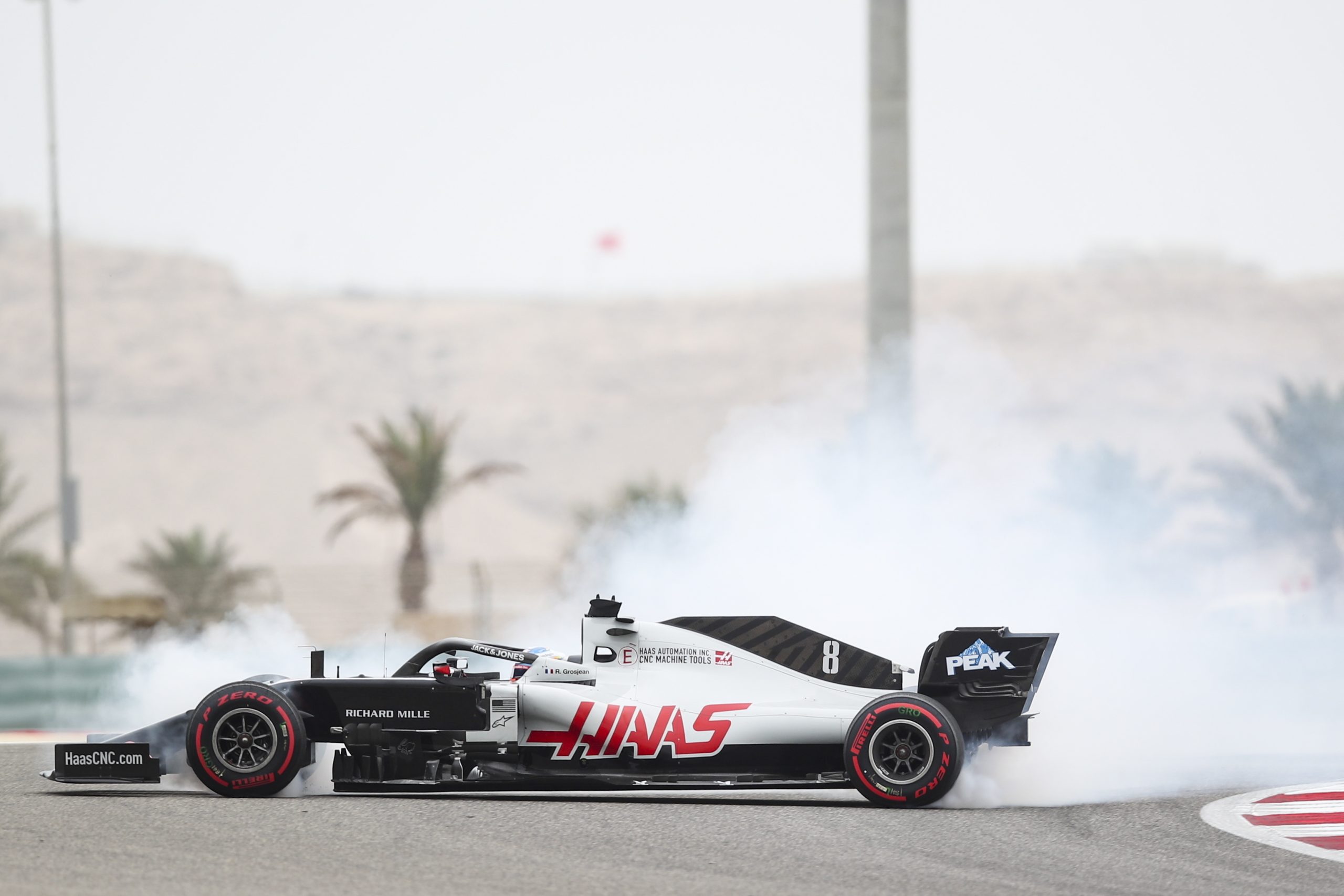 Romain Grosjean deve ter alta amanhã após acidente no Grande Prémio do Bahrain de Fórmula 1