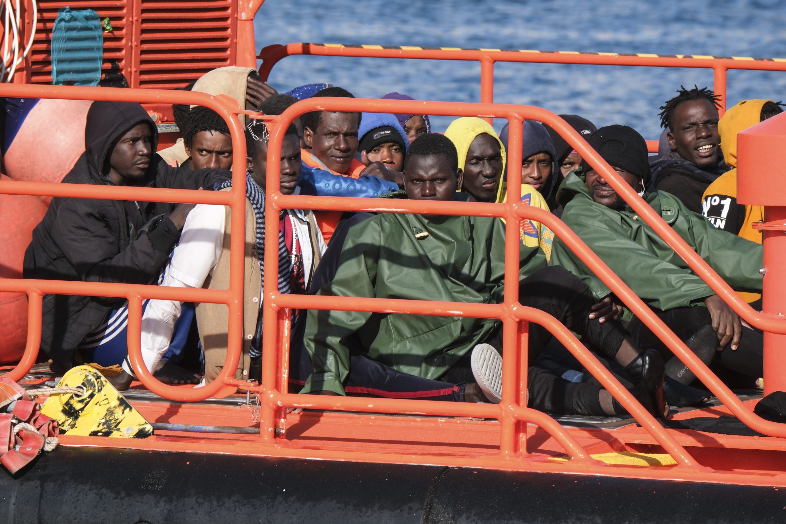 Pelo menos 186 migrantes foram resgatadas ao largo das Ilhas Canárias