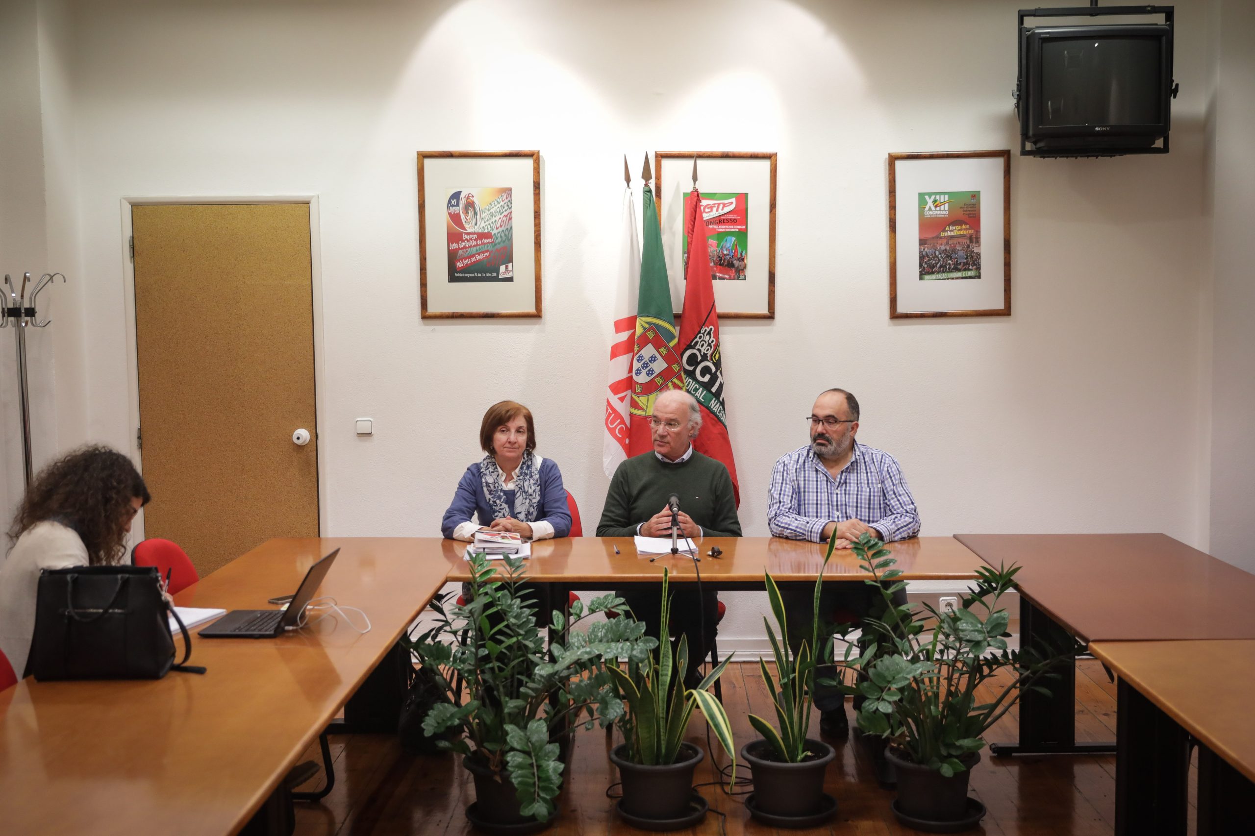 CGTP quer que Governo discuta nova estratégia para a Autoeuropa