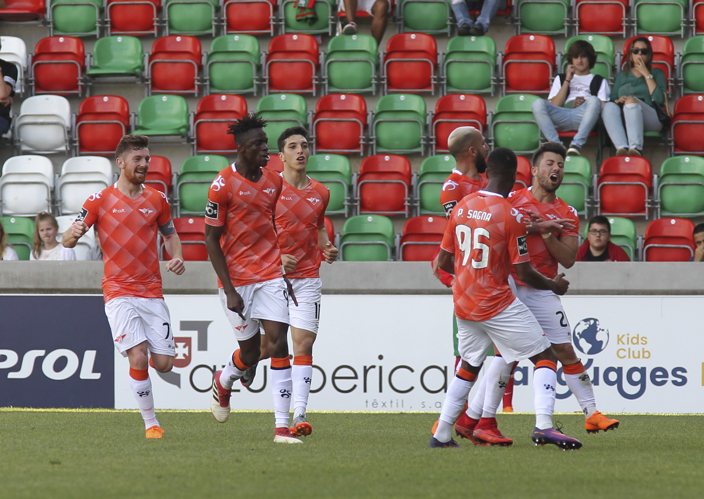 Marítimo empata em casa com Moreirense e sobre provisoriamente ao quinto lugar