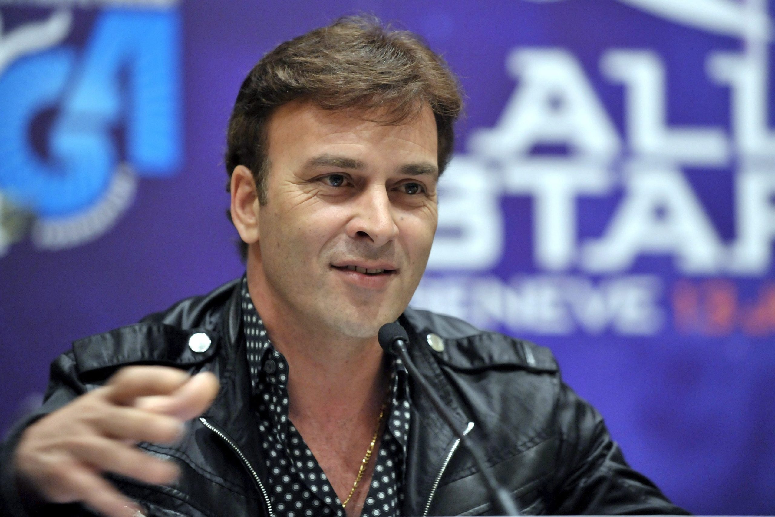 Acordo assumido em tribunal no processo de plágio de Tony Carreira fica sem efeito