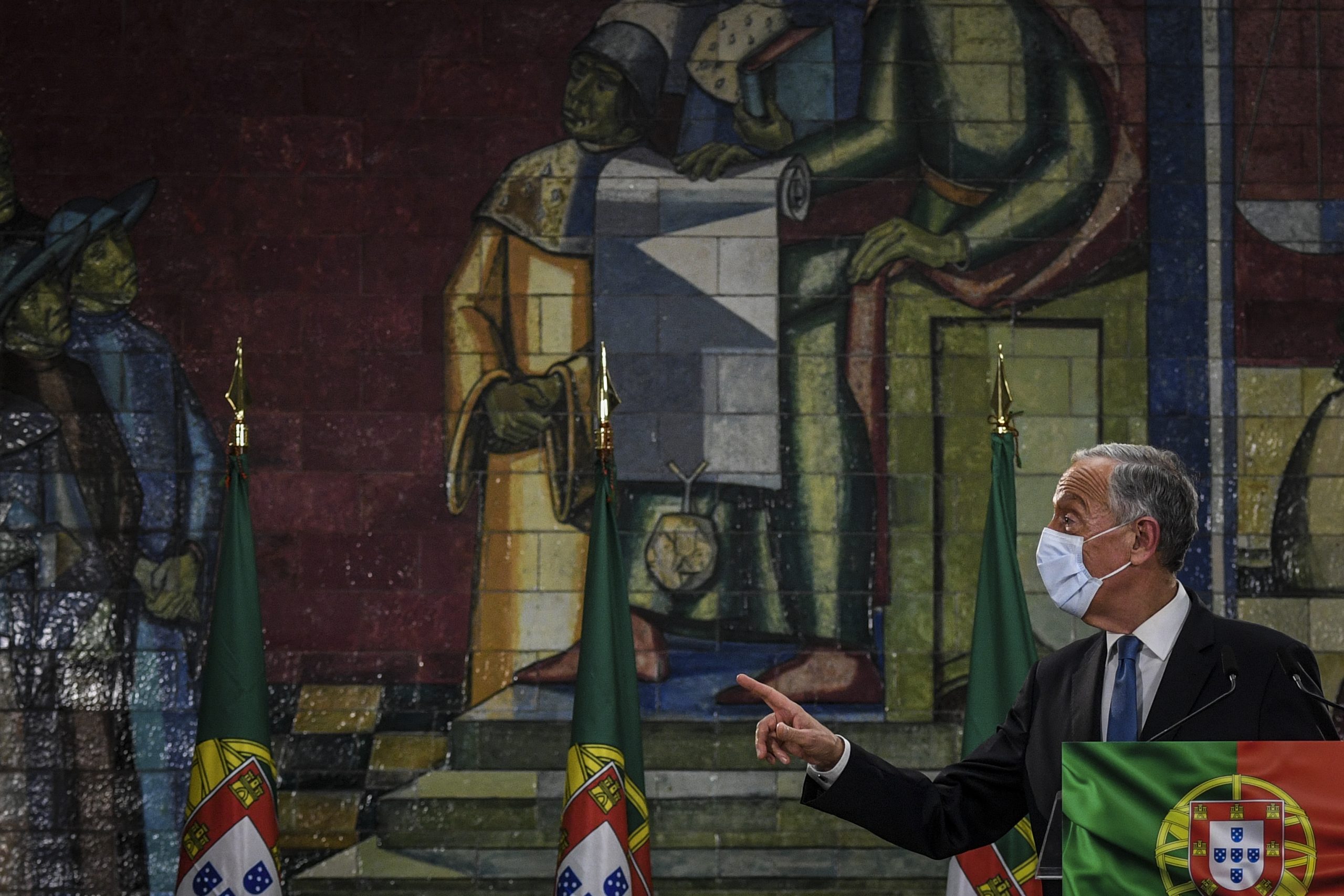 A pandemia e a direita radical à porta da reeleição de Marcelo
