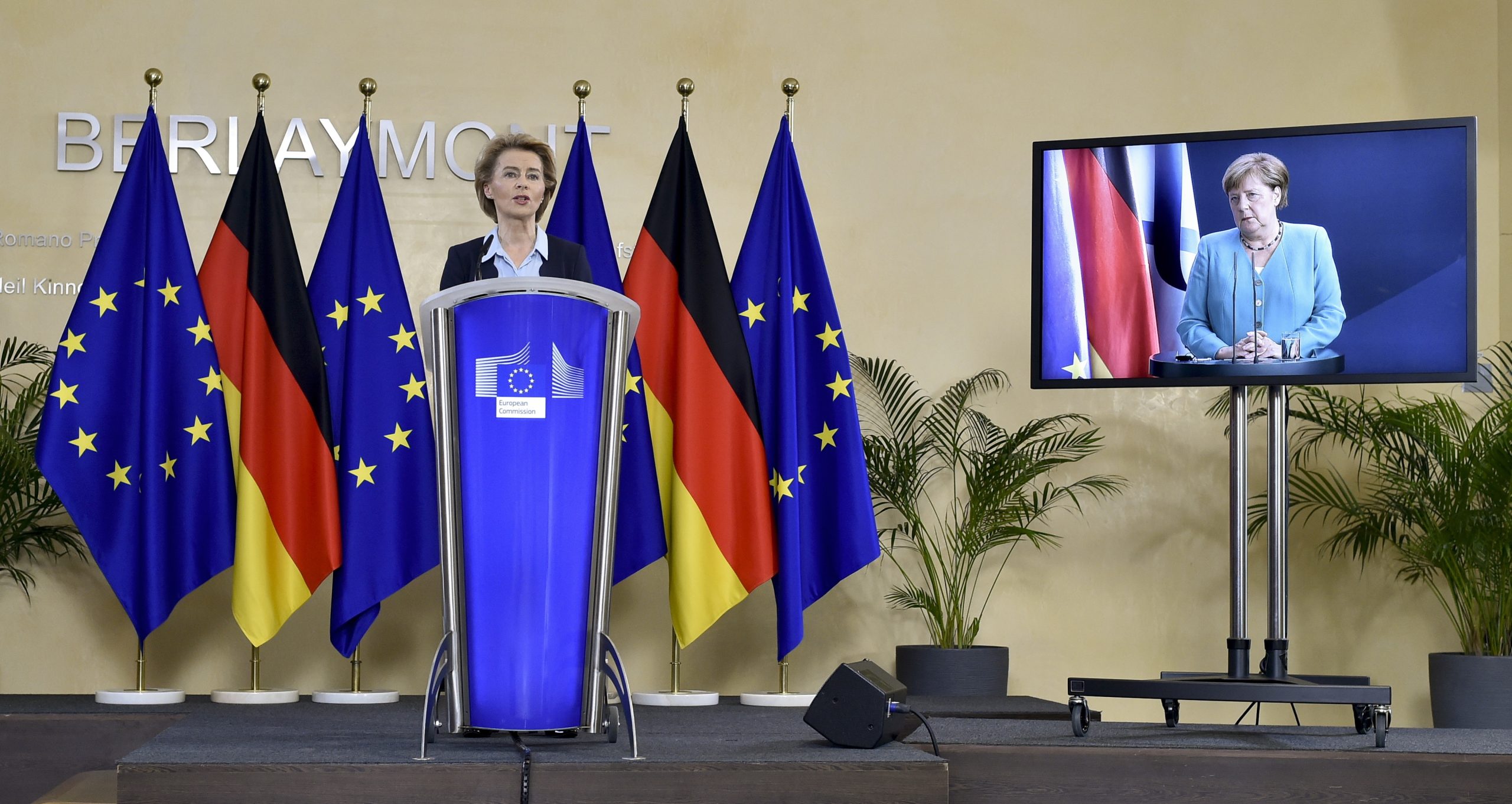 Merkel e Von der Leyen em sintonia sobre urgência na resposta da União Europeia à crise