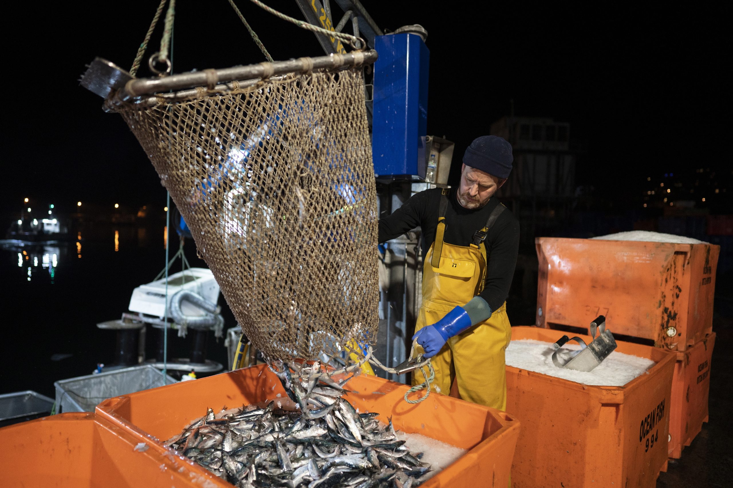 Comissão Europeia aprova ajudas de emergência para setor das pescas