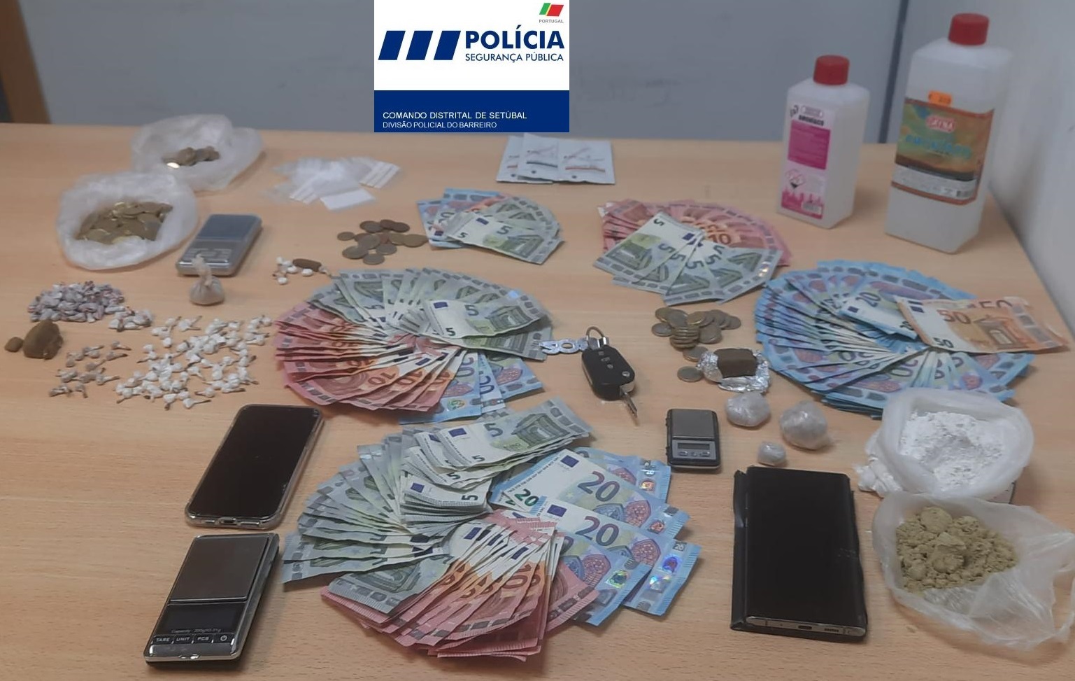 Quase 1.500 doses de droga apreendidas em operação com quatro detidos no Barreiro