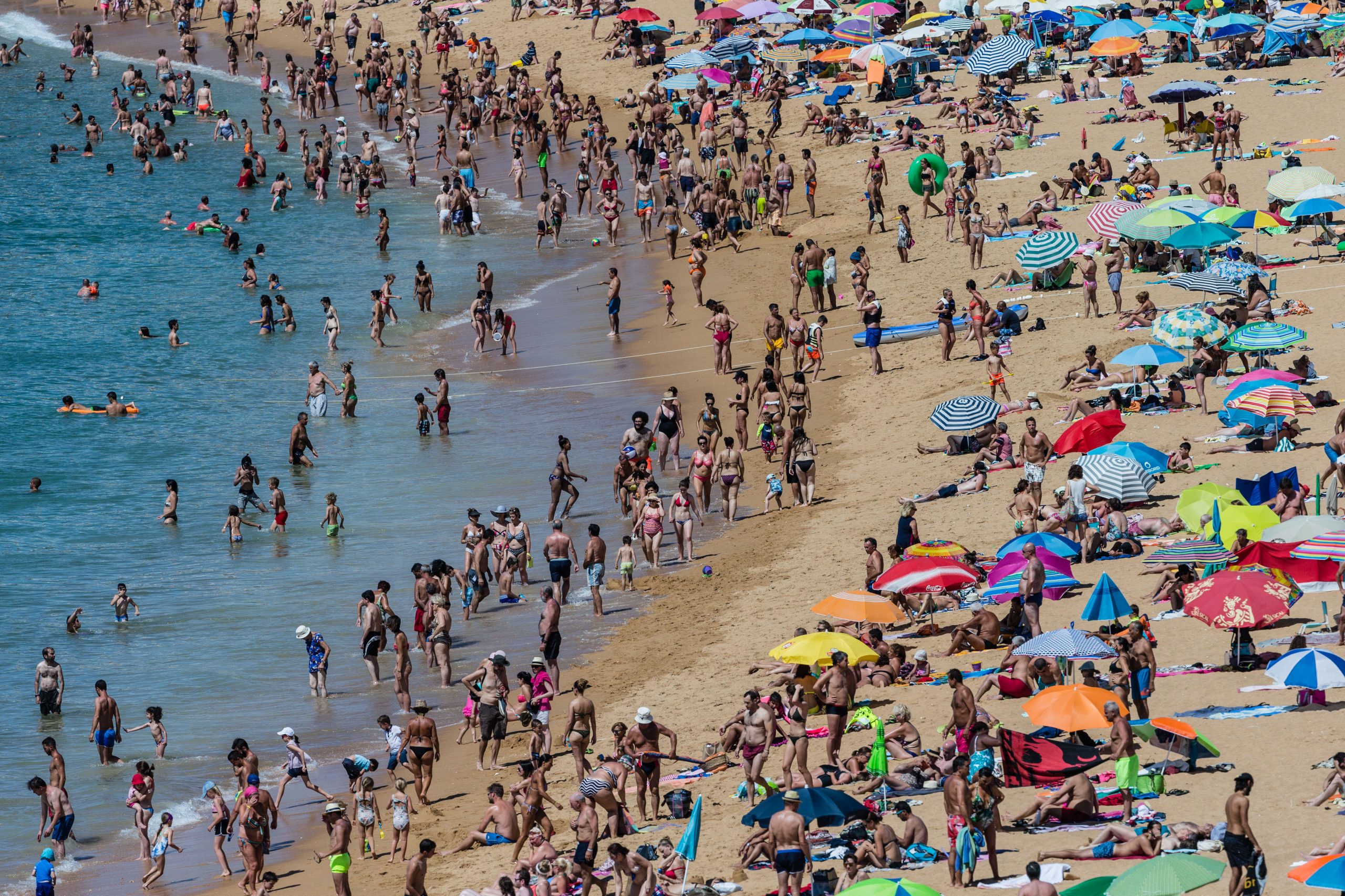 Férias dos portugueses são na praia e custam em média 700 euros
