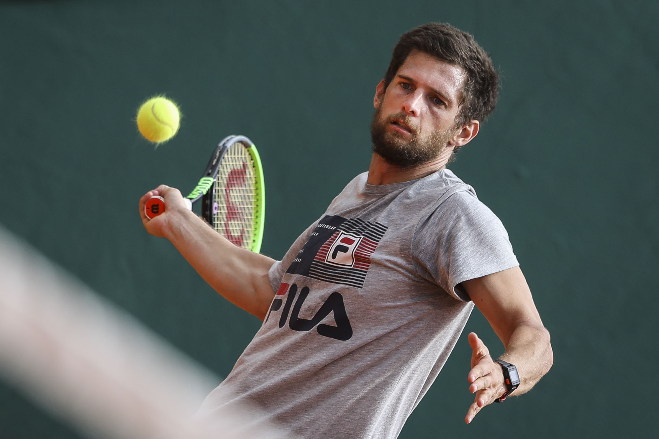 Pedro Sousa ‘tomba’ na ronda inaugural do ‘challenger’ de ténis de Lima