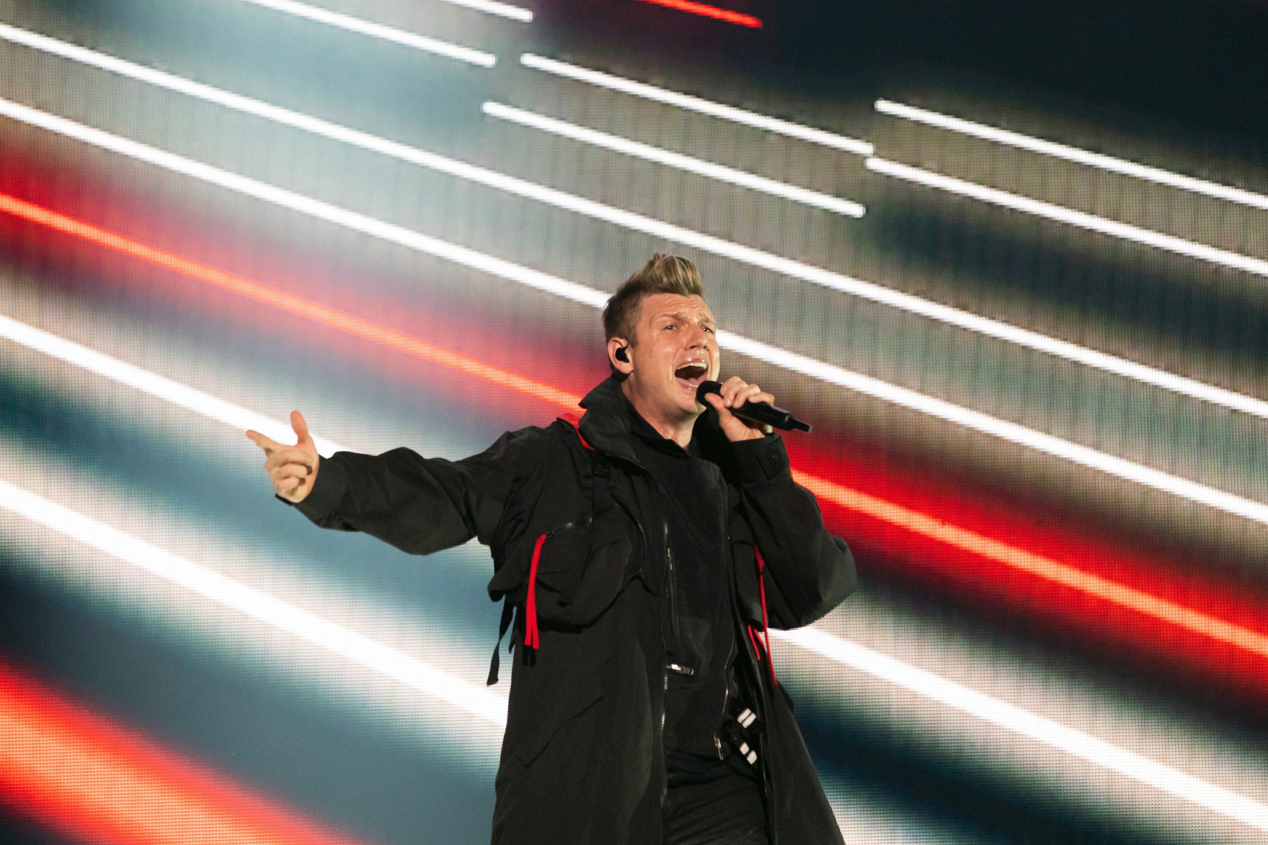 Nick Carter, cantor dos Backstreet Boys, processado por agressão sexual