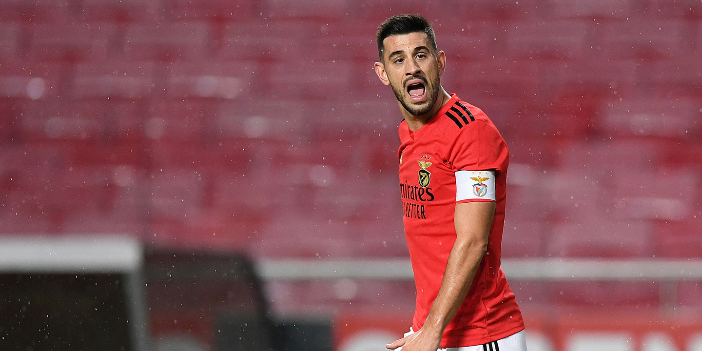 Oficial. Benfica empresta Pizzi aos turcos do Basaksehir até final da temporada