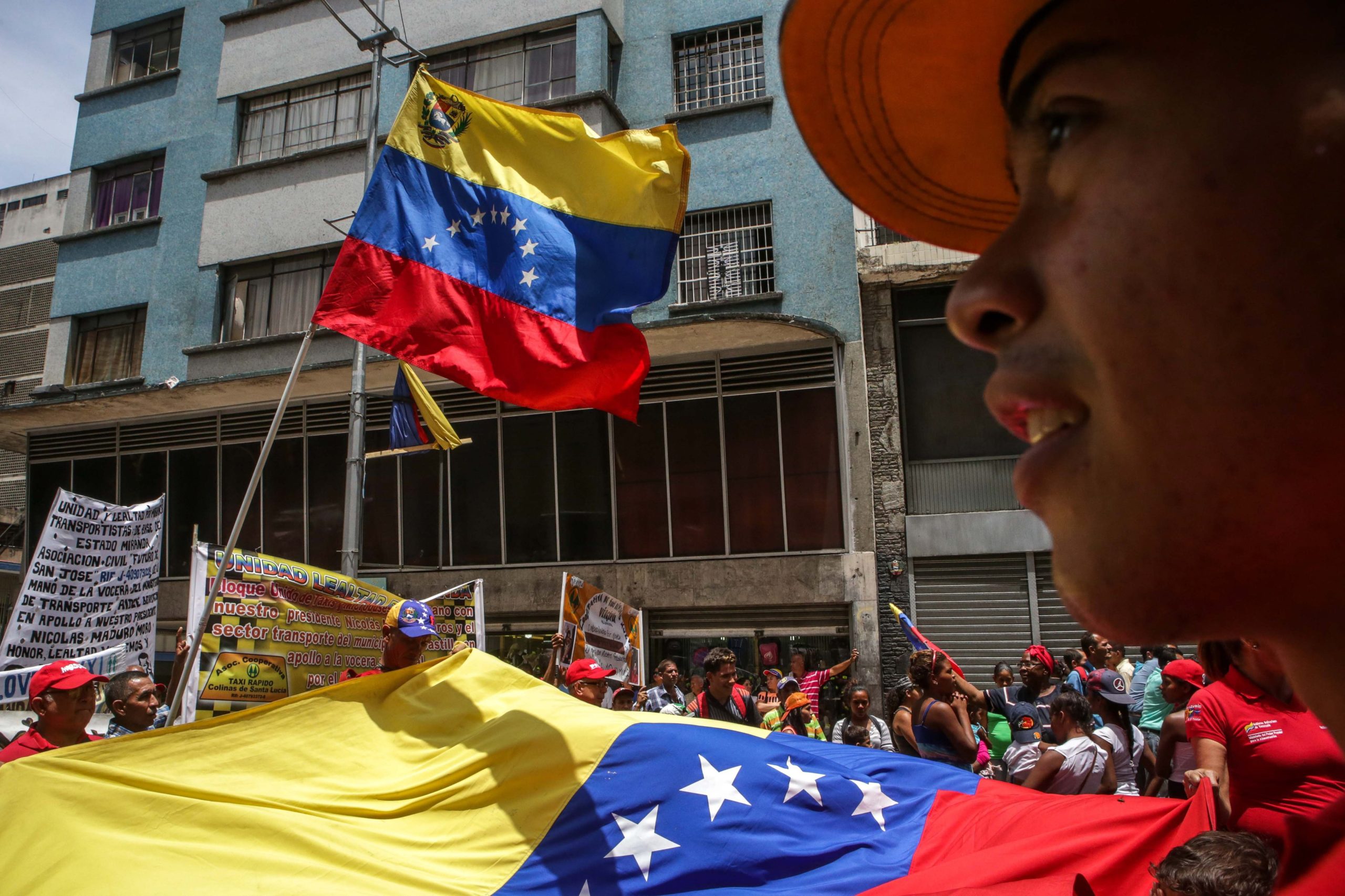Venezuela: PSD questiona Governo sobre posição sobre sanções face a “contradições inaceitáveis”