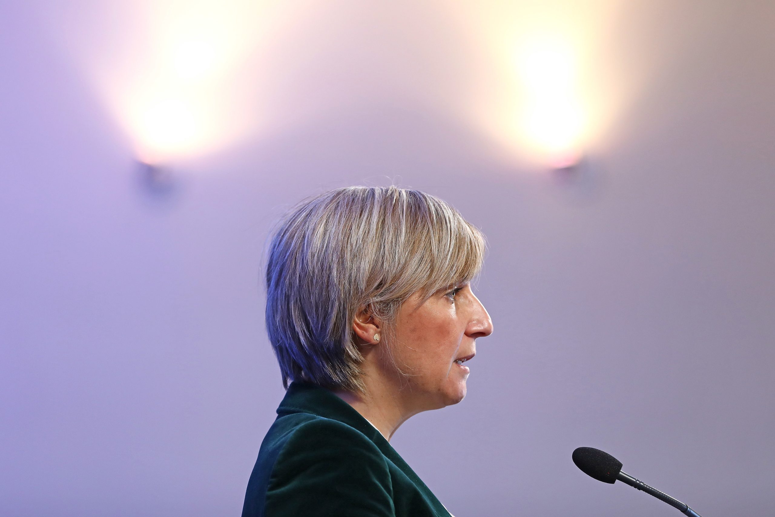 “A gravidade está à vista”. Marta Temido garante que Governo quer “utilizar já” toda a capacidade