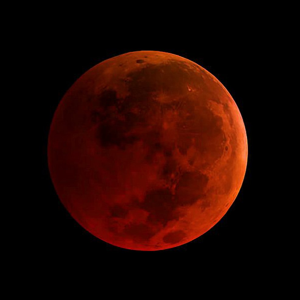 “Super Lua azul de sangue” visível na América do Norte esta noite