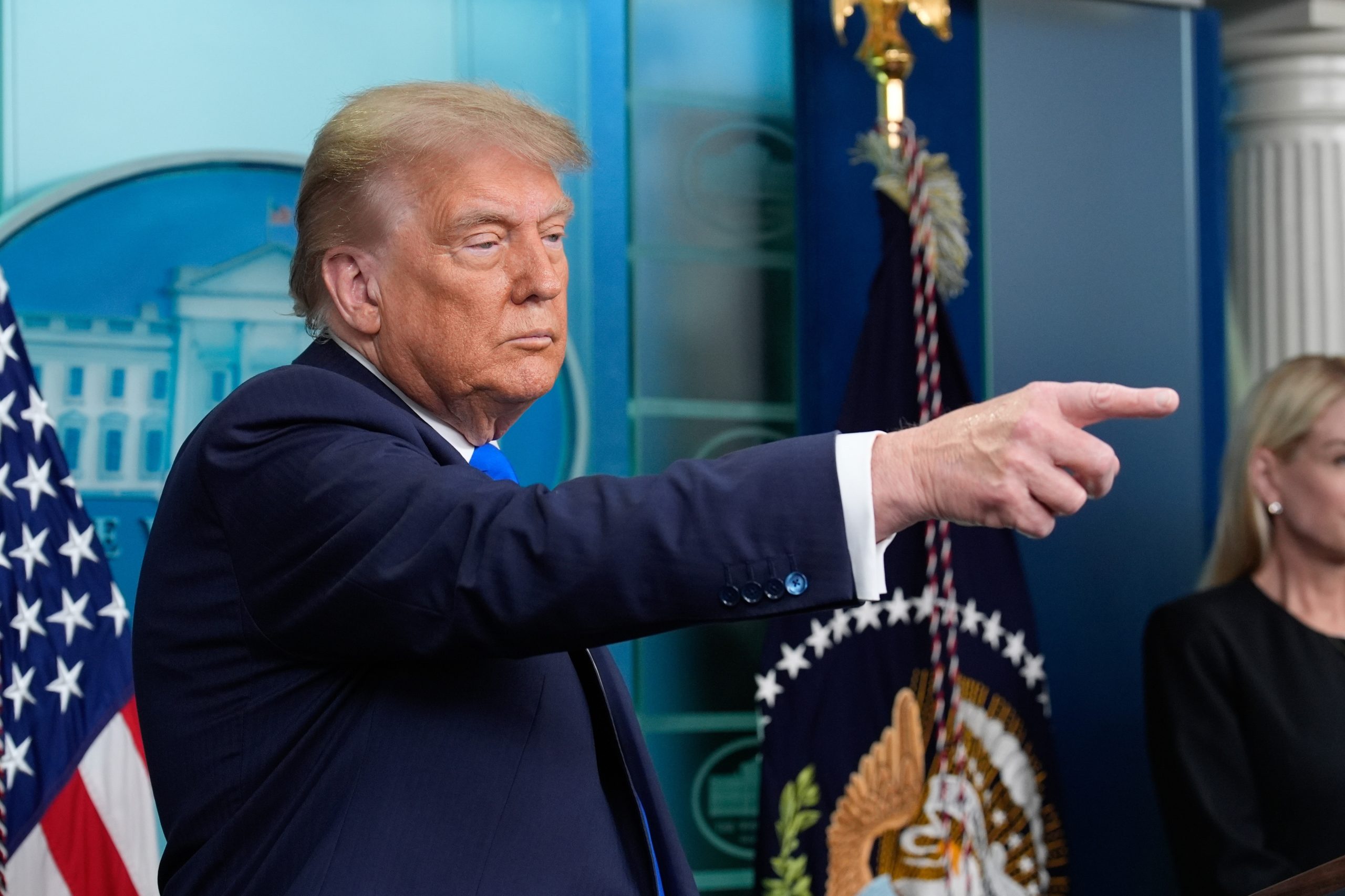 Trump elogia Austrália por acolher futebolistas iranianas que pediram refúgio