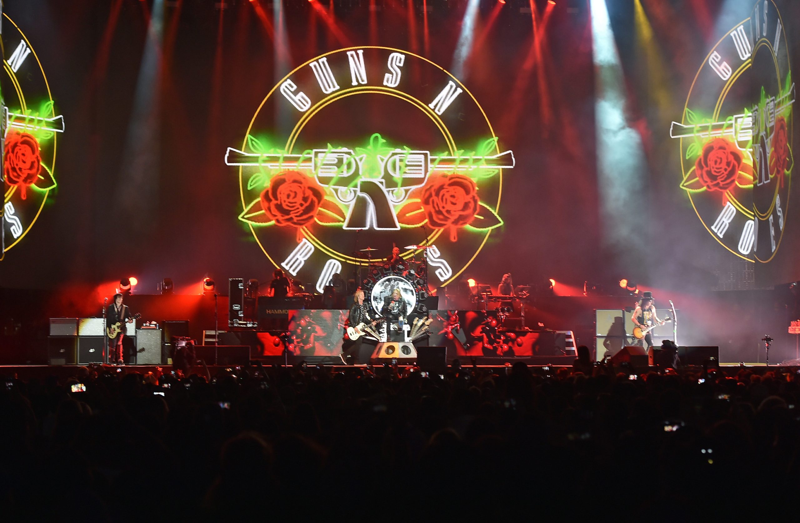 Covid-19: Concerto de Guns N’ Roses em Portugal adiado