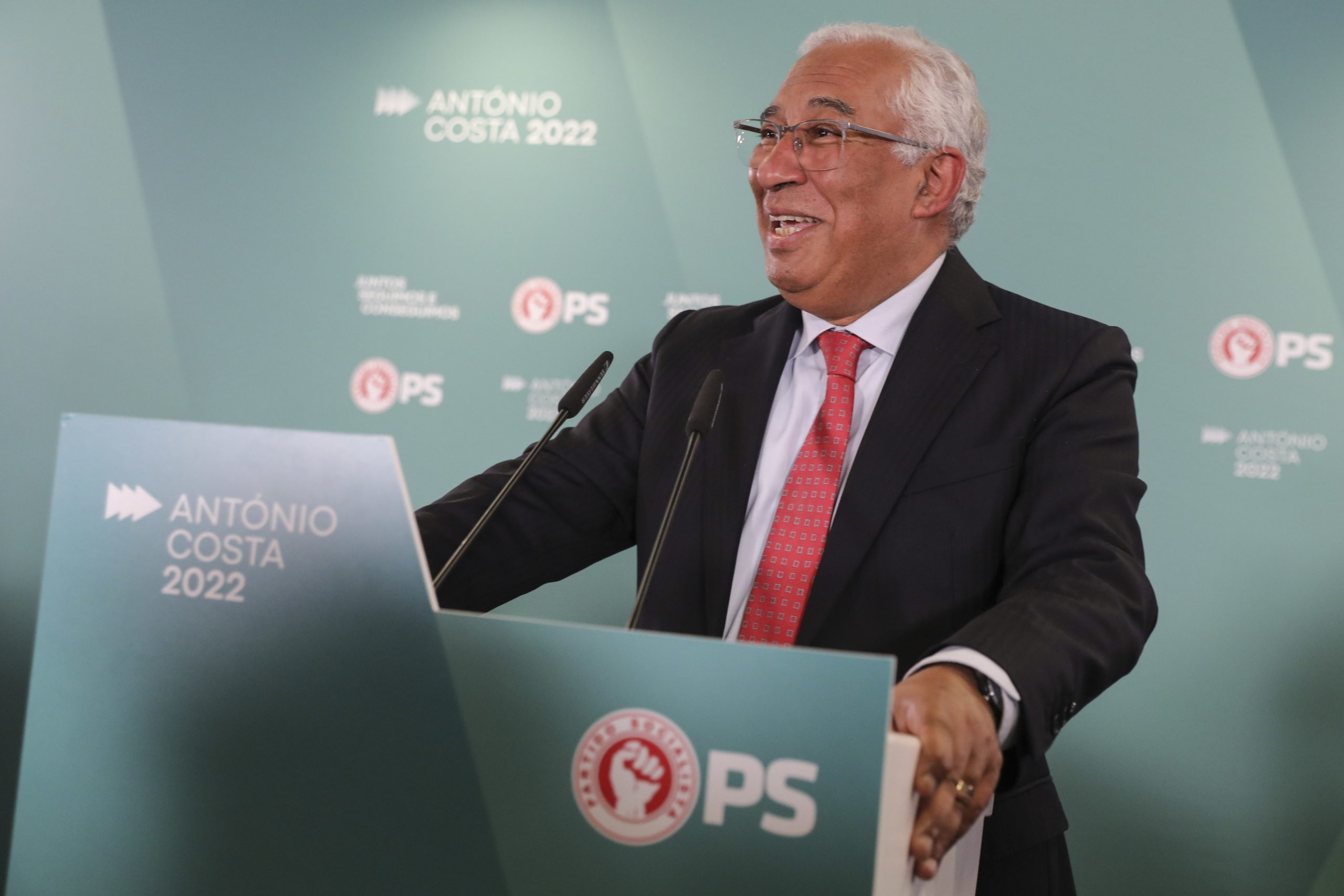 Costa retoma agenda esta terça-feira e recebe partidos para a semana — todos menos o Chega