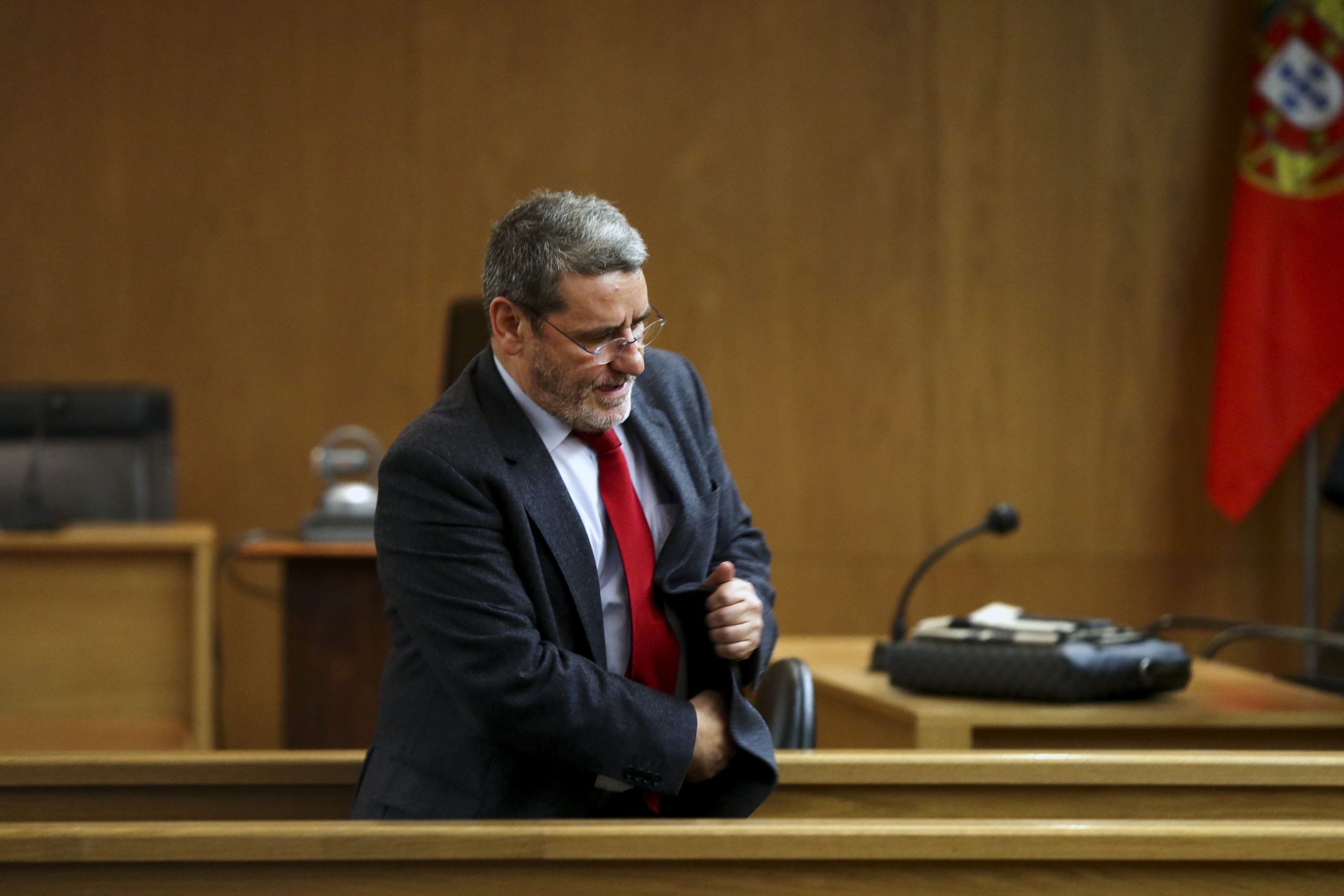 Narciso Miranda assume vereação em Matosinhos por “vocação” para o serviço público