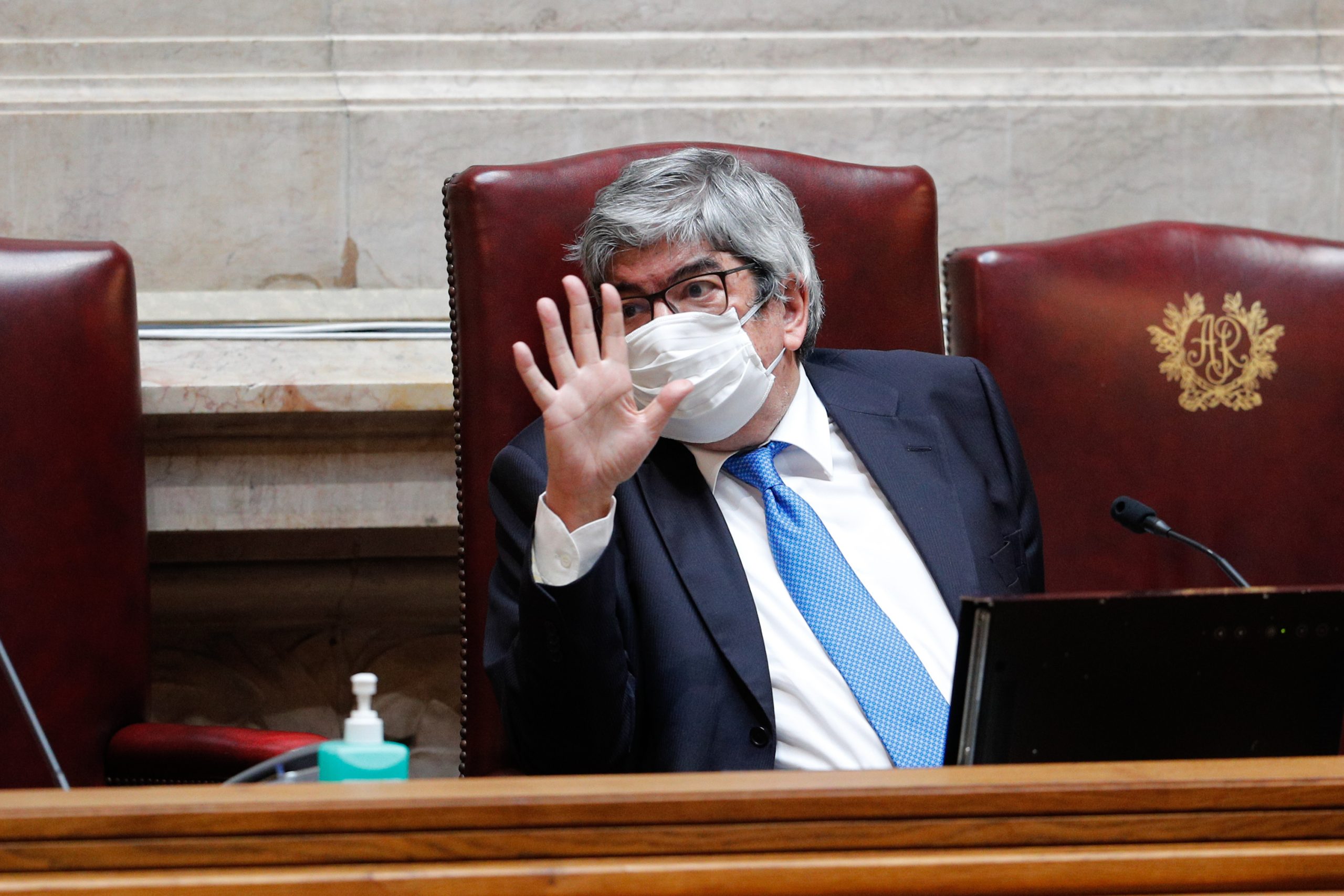 5 de Outubro. “Se Portugal é hoje um Estado de direito democrático, deve-o às sementes lançadas na revolução de 1910″, defende Ferro Rodrigues