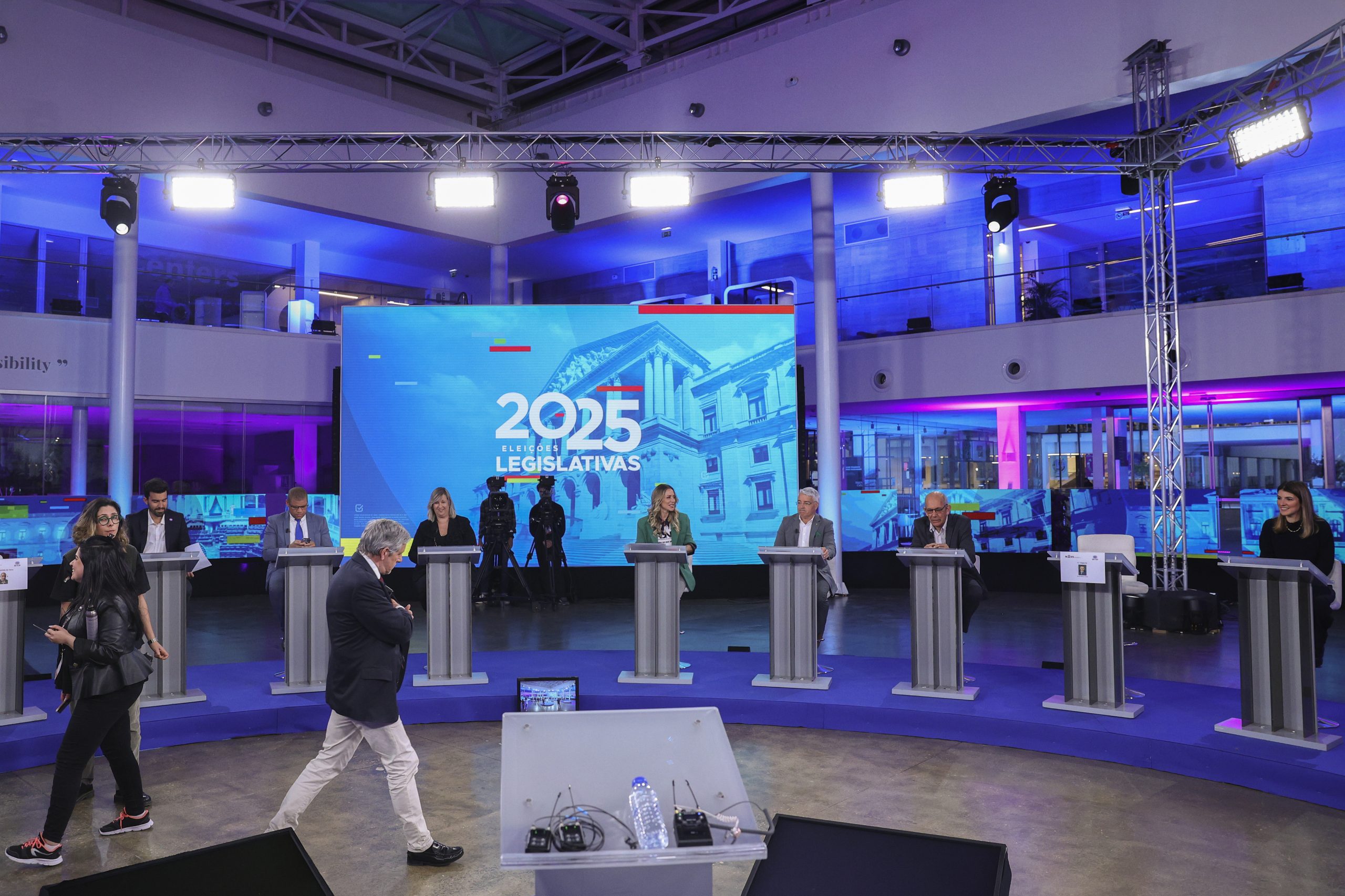 Saúde em destaque no debate dos pequenos partidos que criticam má gestão no SNS