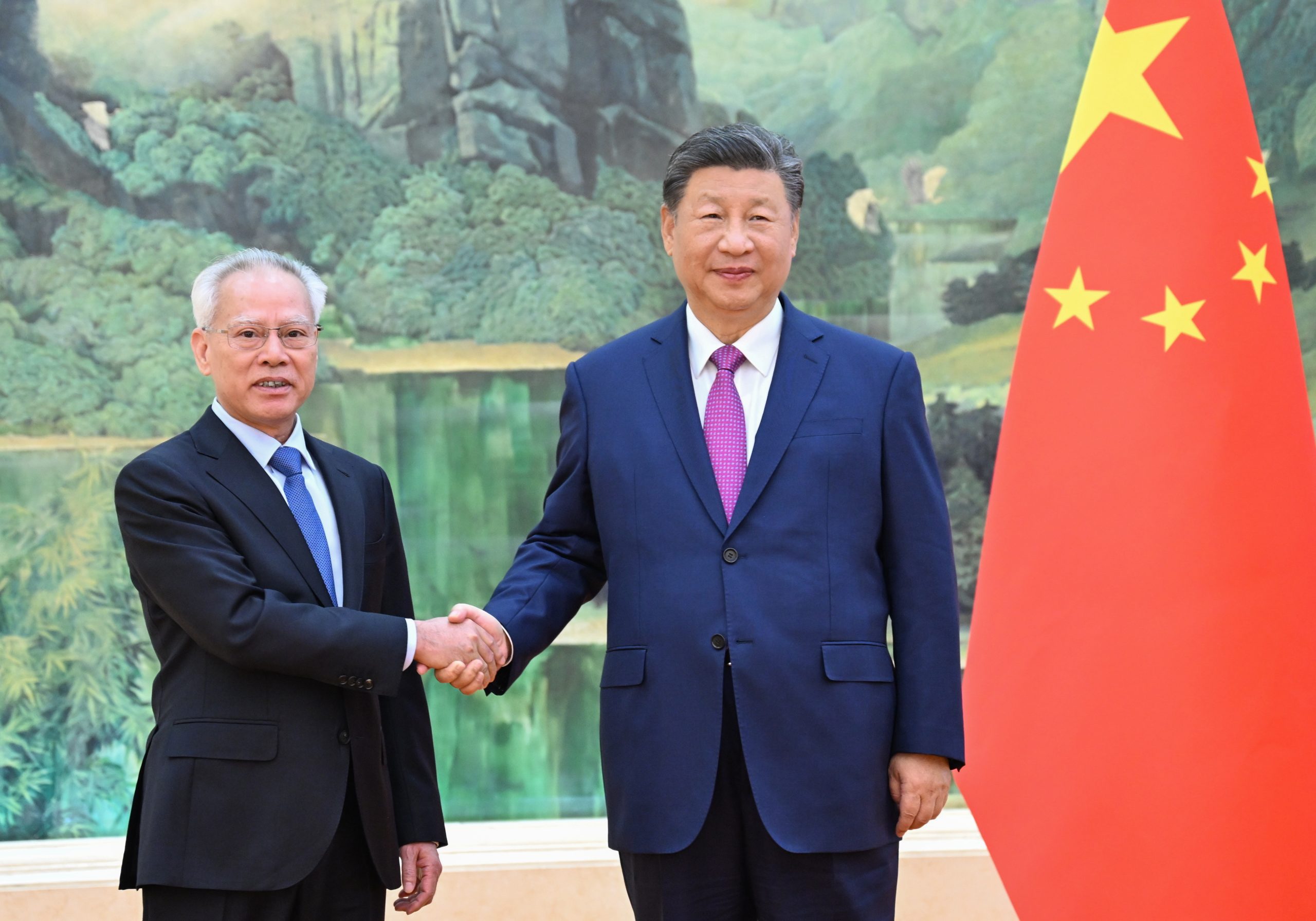 Líder de Macau eleito regressa de Pequim com mensagem para manter ‘um país, dois sistemas’