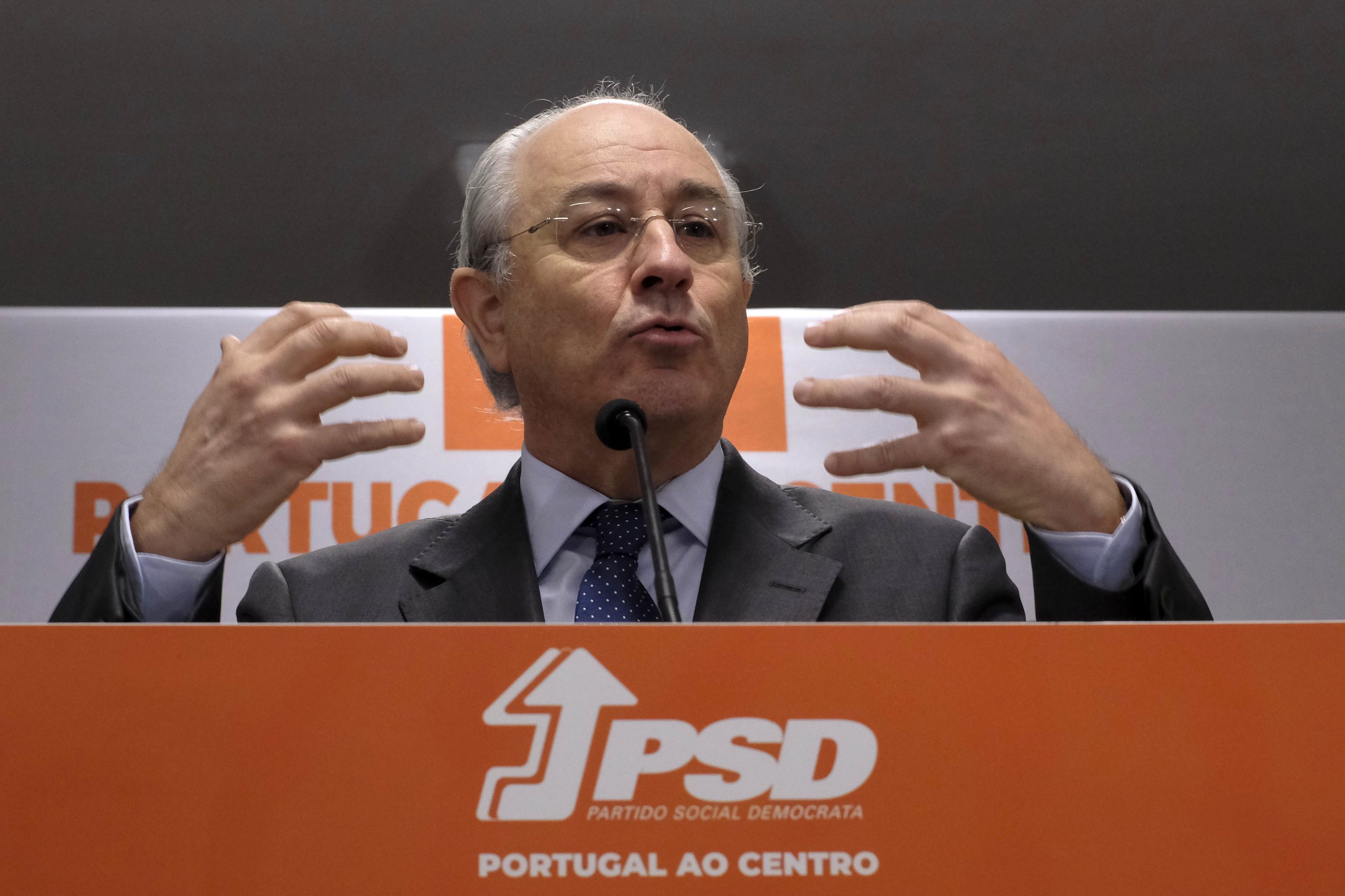 PSD: Perdendo, Rui Rio admite conversar com o PS. Ganhando, aceita ministros do CDS e do IL — mas afasta o Chega