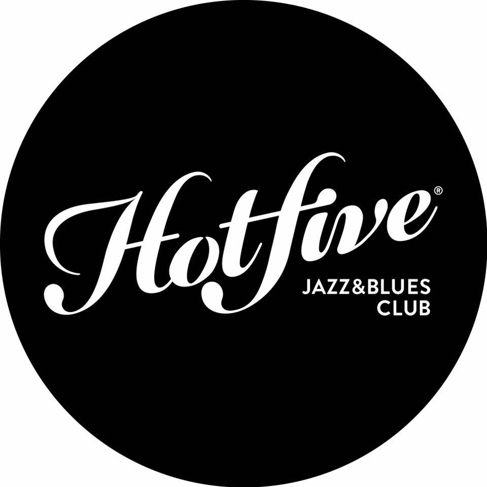 Antigo Cinema Nun’ Álvares no Porto reabre no sábado como clube de jazz