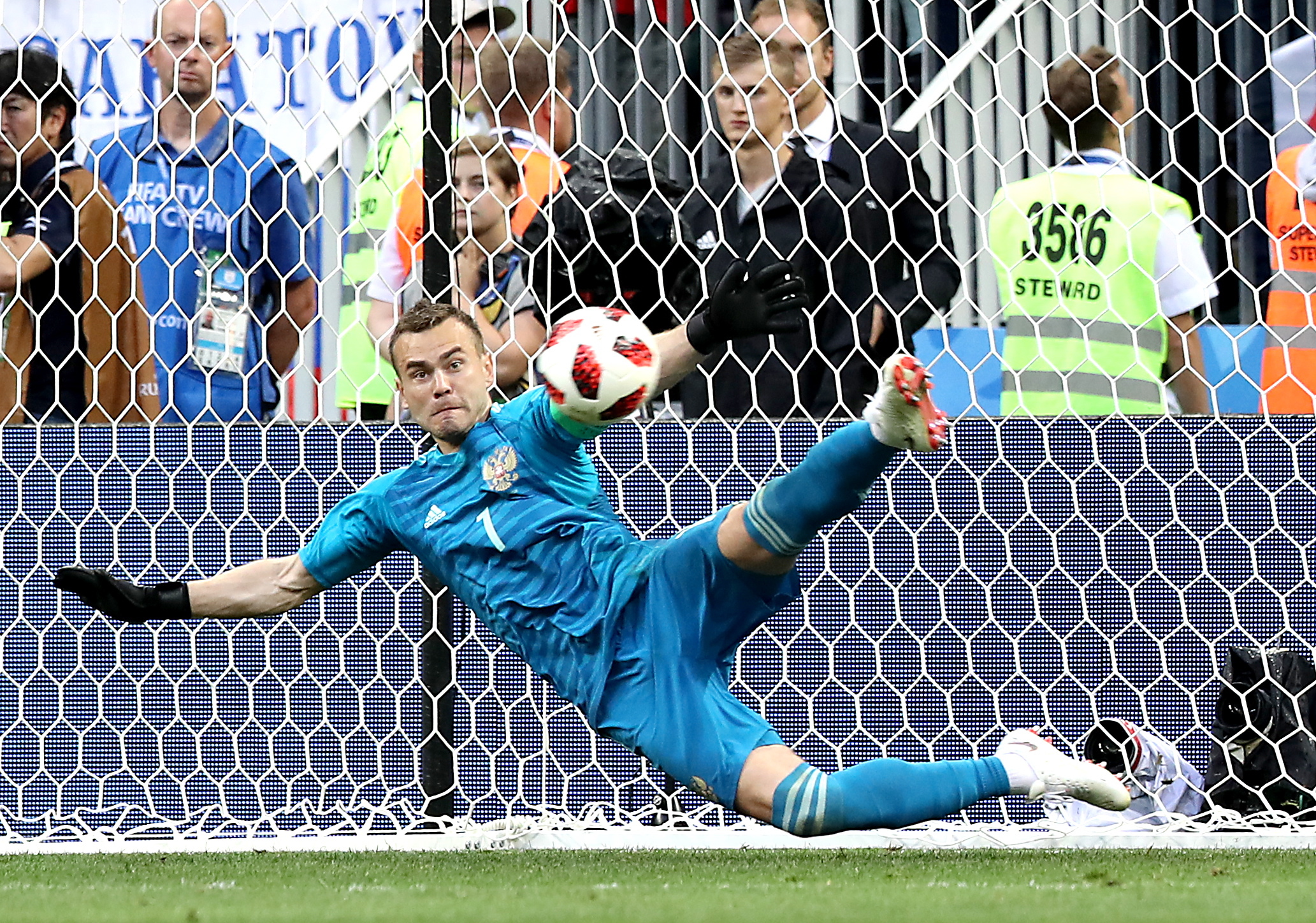 Igor Akinfeev. Guarda-redes russo anuncia fim da carreira internacional