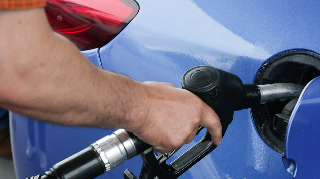 Preço dos combustíveis deverá descer na próxima semana