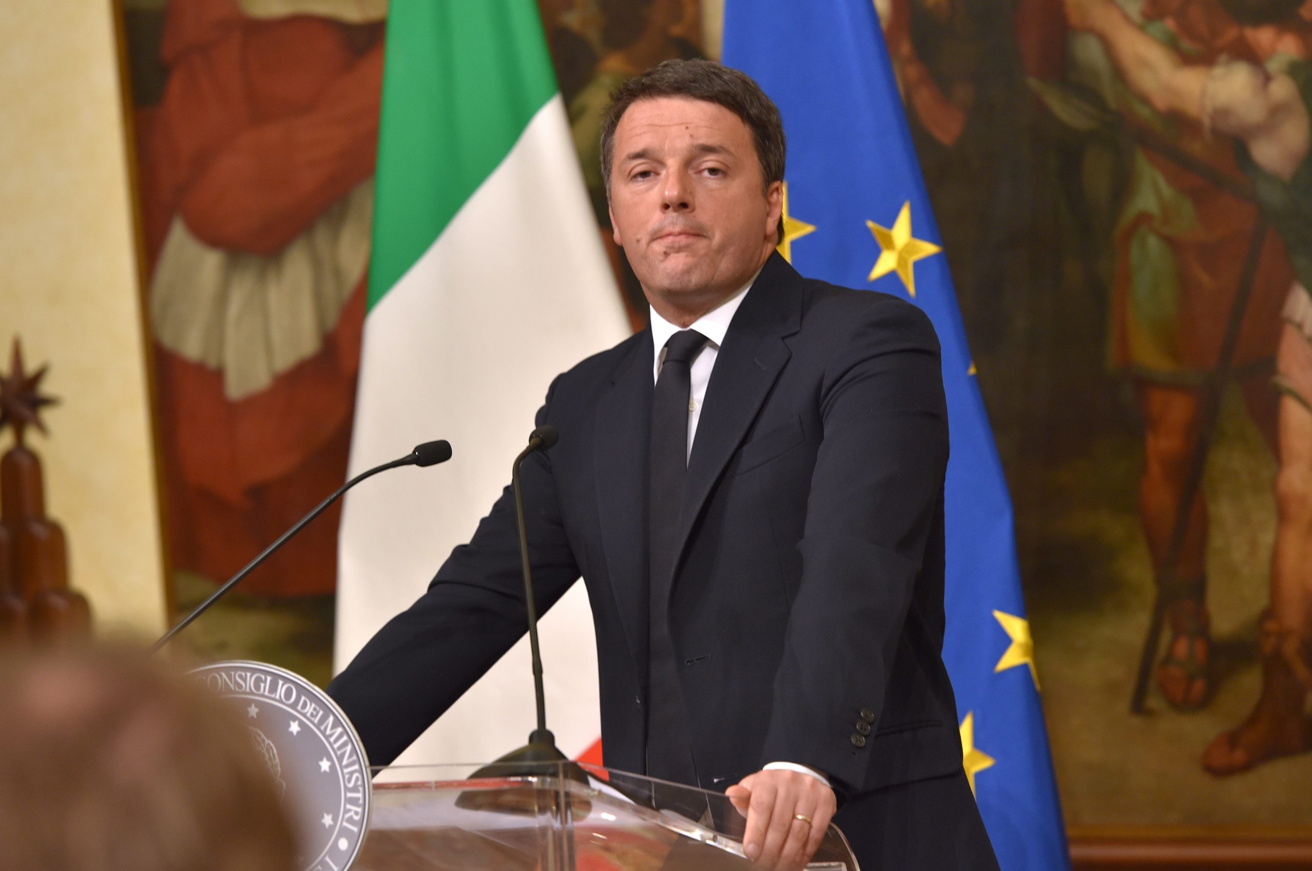 Matteo Renzi, ex-primeiro-ministro italiano, investigado por financiamento irregular