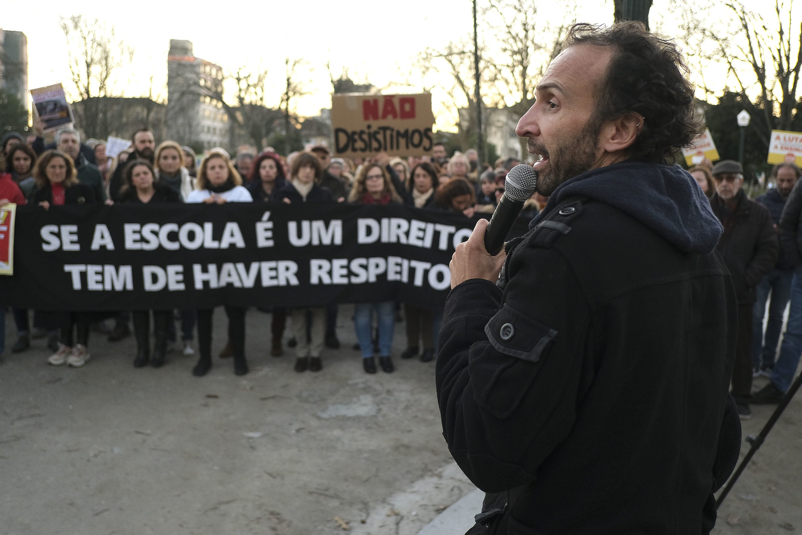 Sindicato da Educação admite necessidade de se trazer primeiro-ministro para negociações