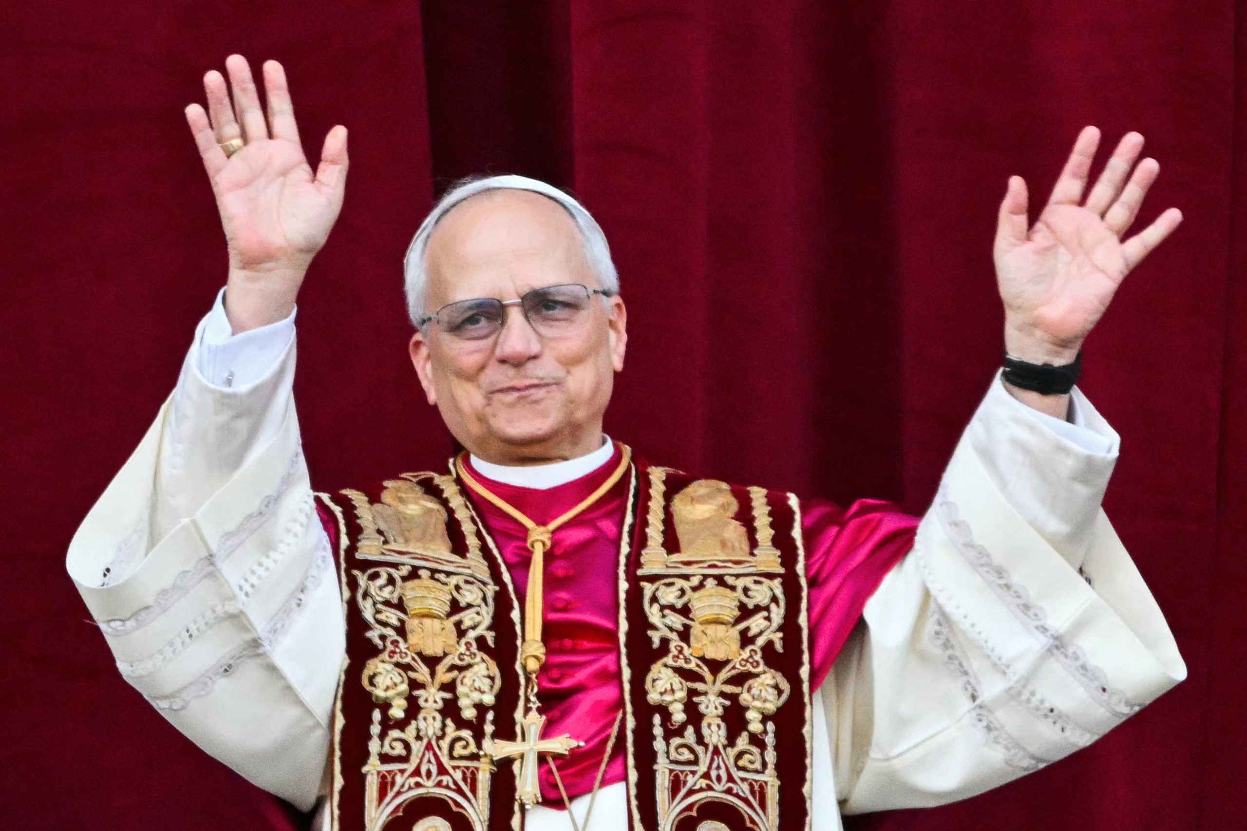 Na sua primeira quarta-feira de cinzas como Papa, Leão XIV alerta para as “estruturas de pecado” político, económico e religioso num “mundo a arder”
