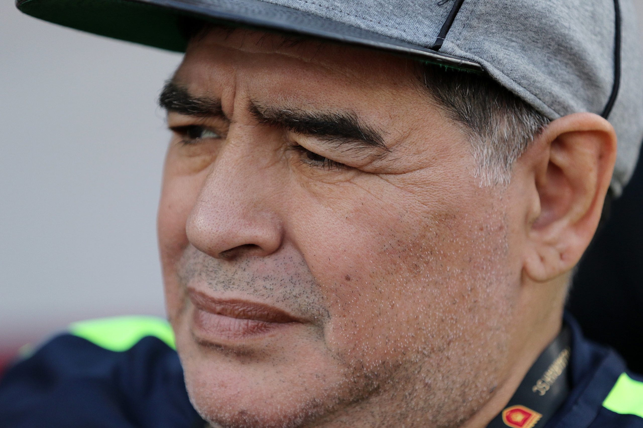 Maradona pede aos argentinos que fiquem em casa: “Separados, mas mais unidos do que nunca”