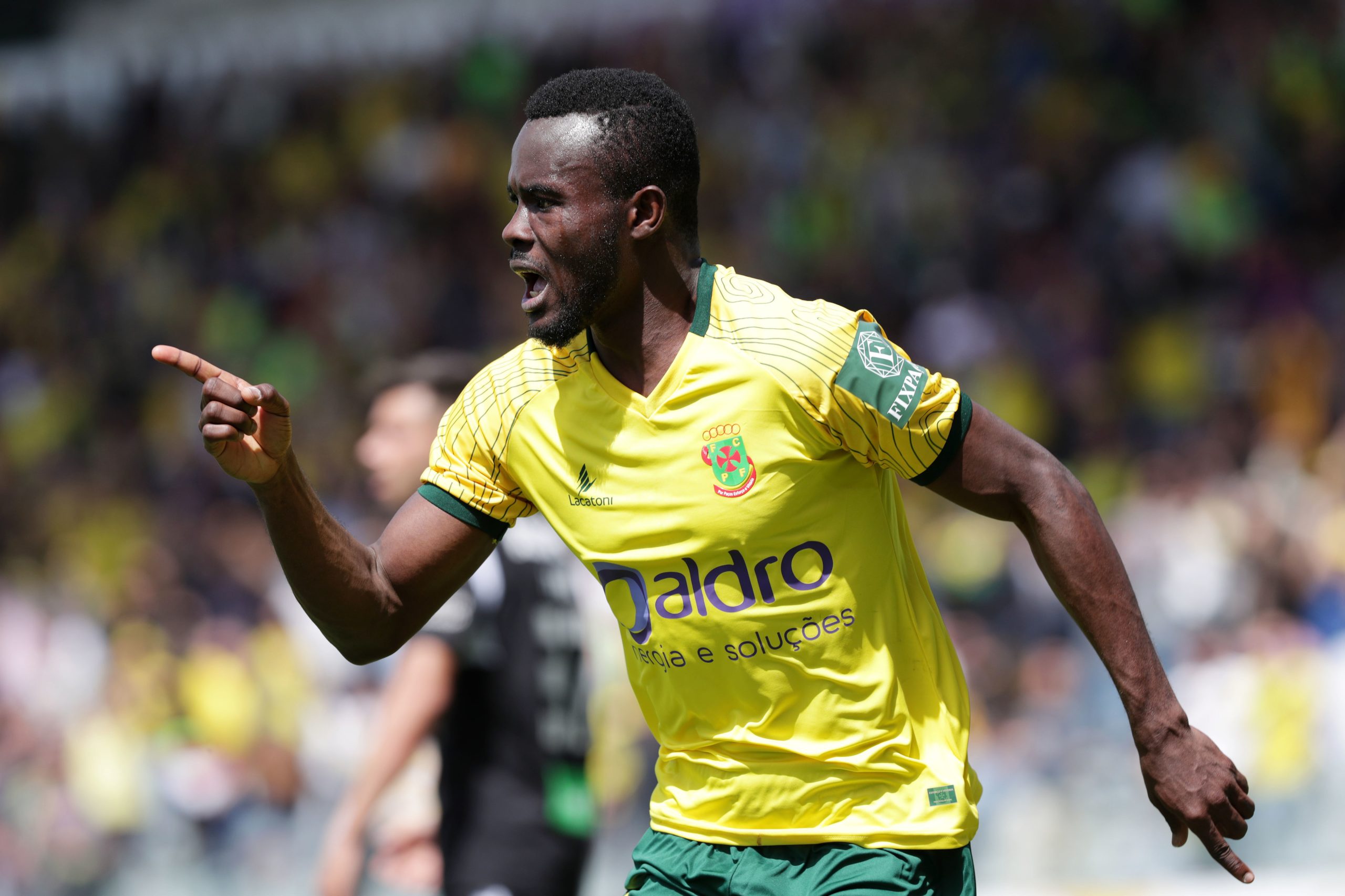 Paços de Ferreira conquista título da II Liga pela quarta vez