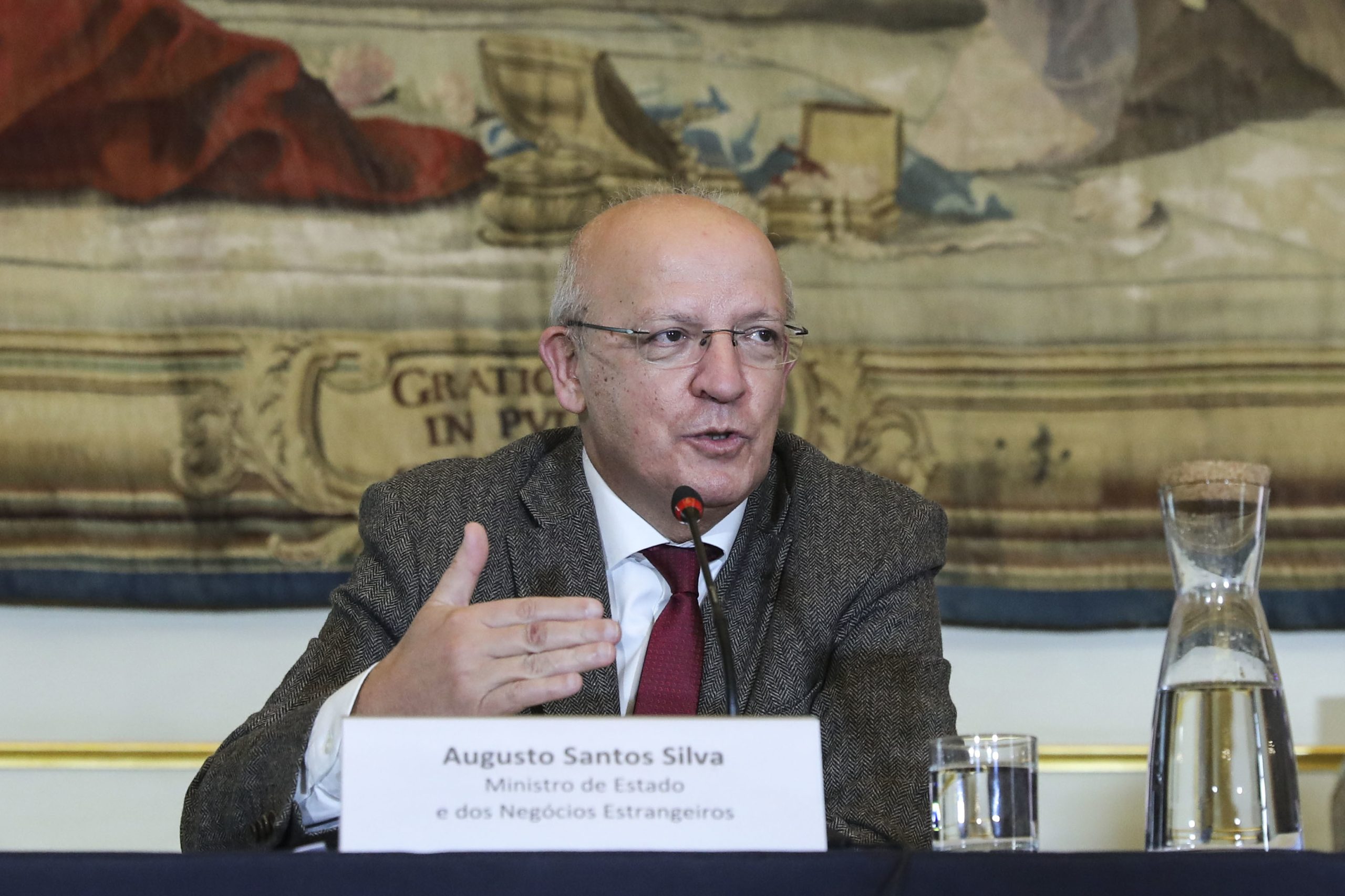 Covid-19: Portugal diz que UE deve ser cautelosa “no levantamento das restrições”