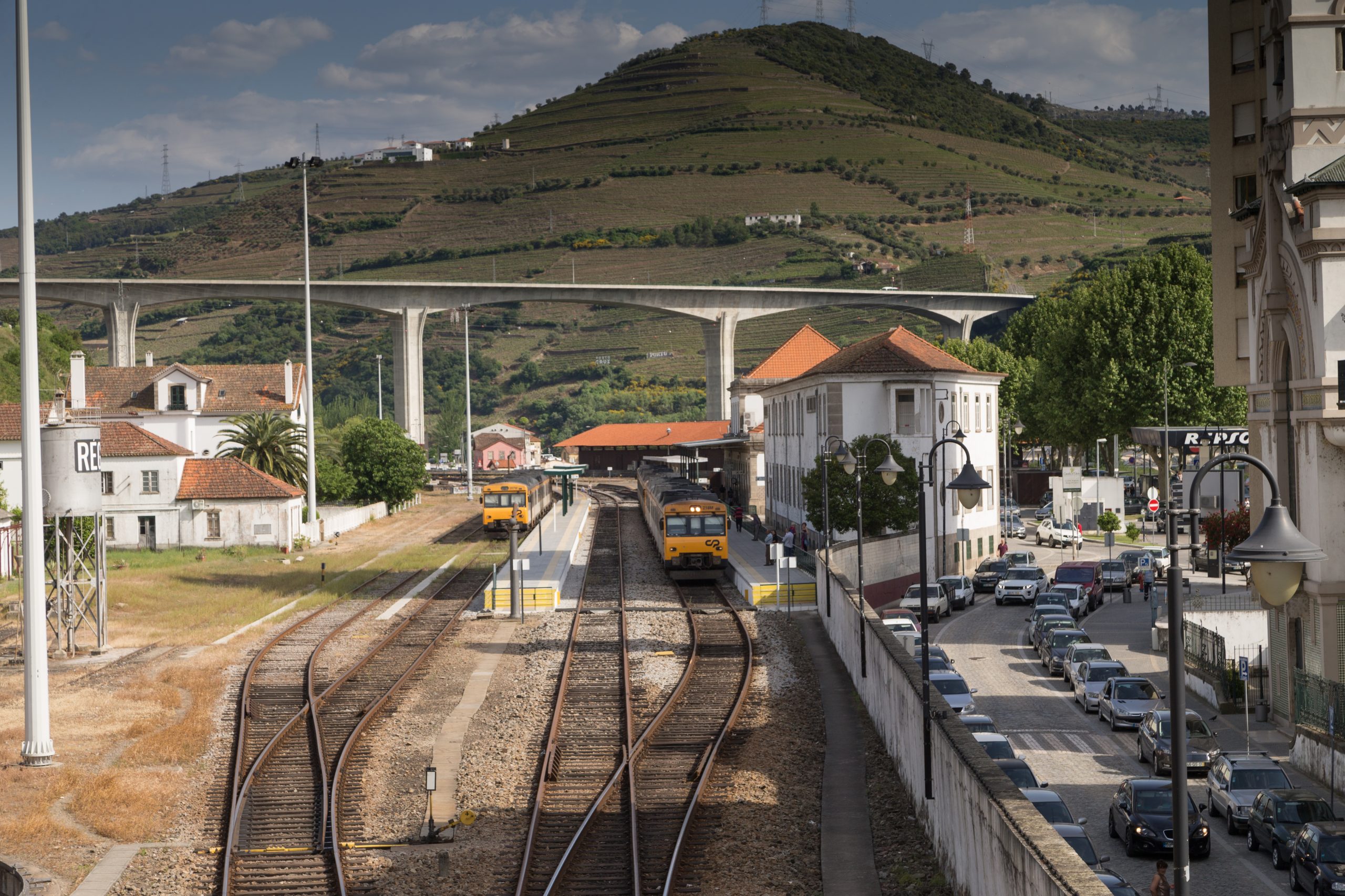 Rebentamento de um cabo de média tensão deixa a cidade de Peso da Régua sem eletricidade