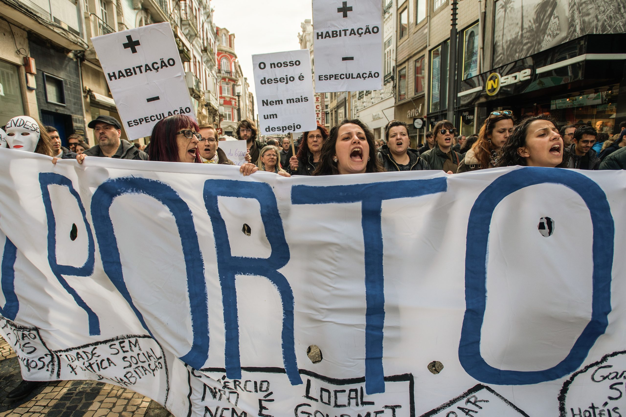 Reitor da UPorto propõe arrendar quartos a terceiros para resolver falta de alojamento
