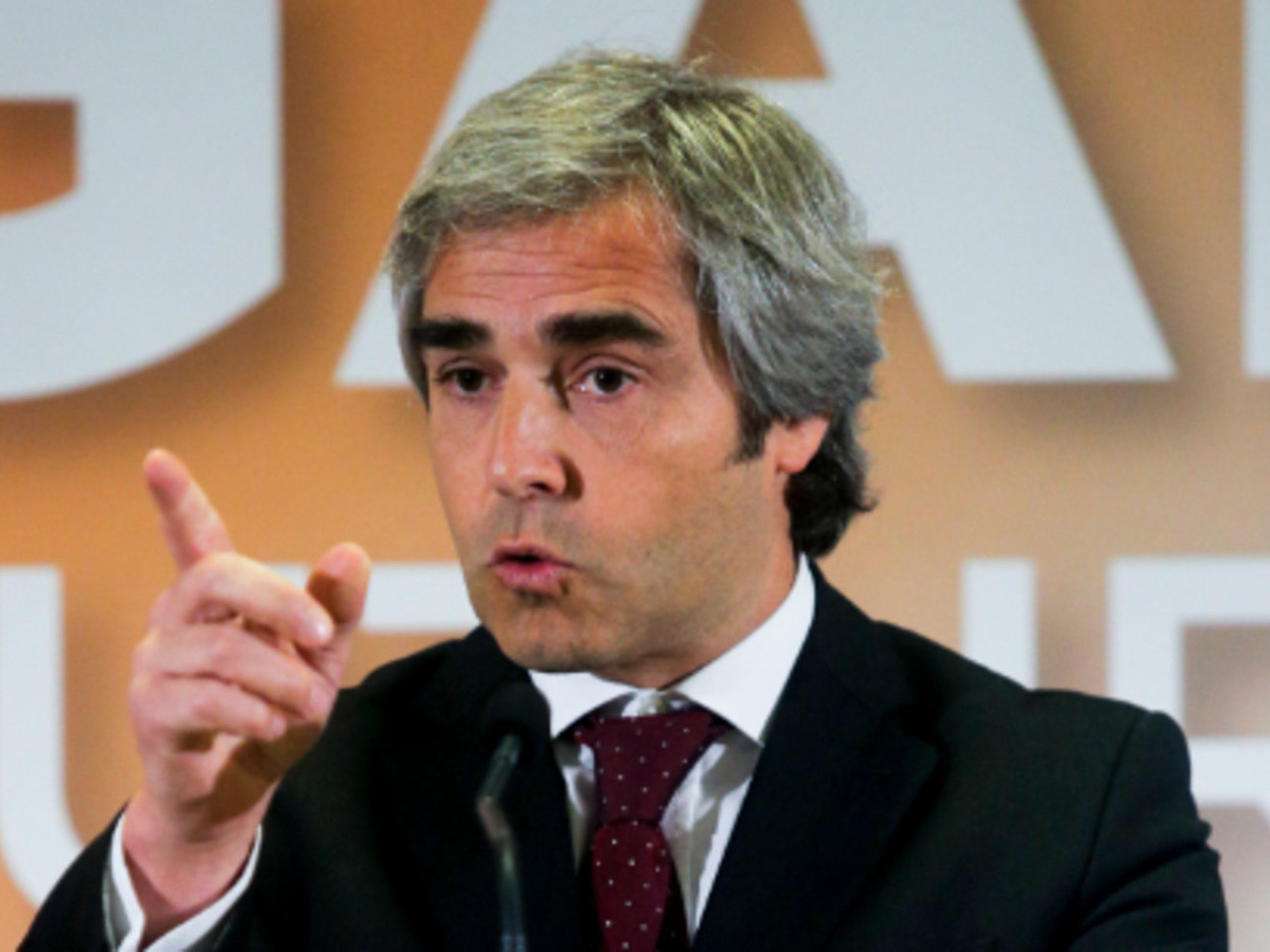 CDS: Decisão de Juncker justifica-se com princípio de transparência